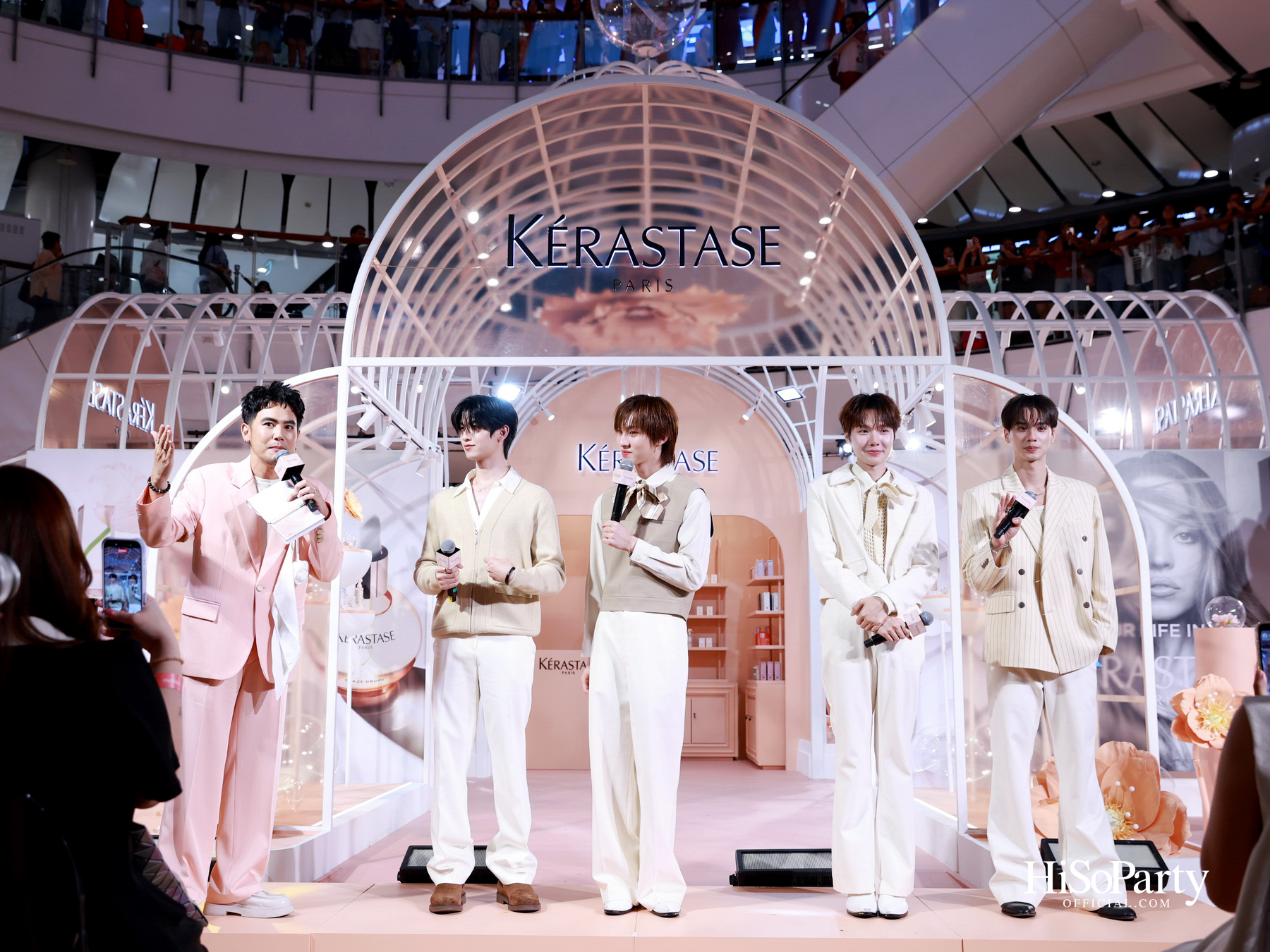 Kérastase เปิดตัว ‘Gloss Absolu’ คอลเลกชันใหม่ ครั้งแรก! กับเทคโนโลยี Hydra-Glazing เพื่อผมเงางามระดับโอตกูตูร์