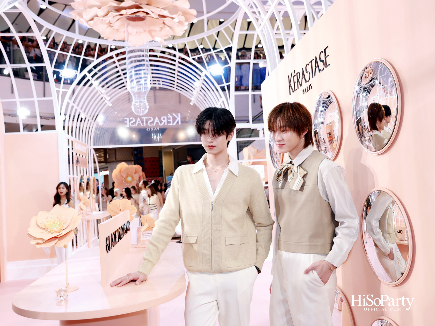 Kérastase เปิดตัว ‘Gloss Absolu’ คอลเลกชันใหม่ ครั้งแรก! กับเทคโนโลยี Hydra-Glazing เพื่อผมเงางามระดับโอตกูตูร์