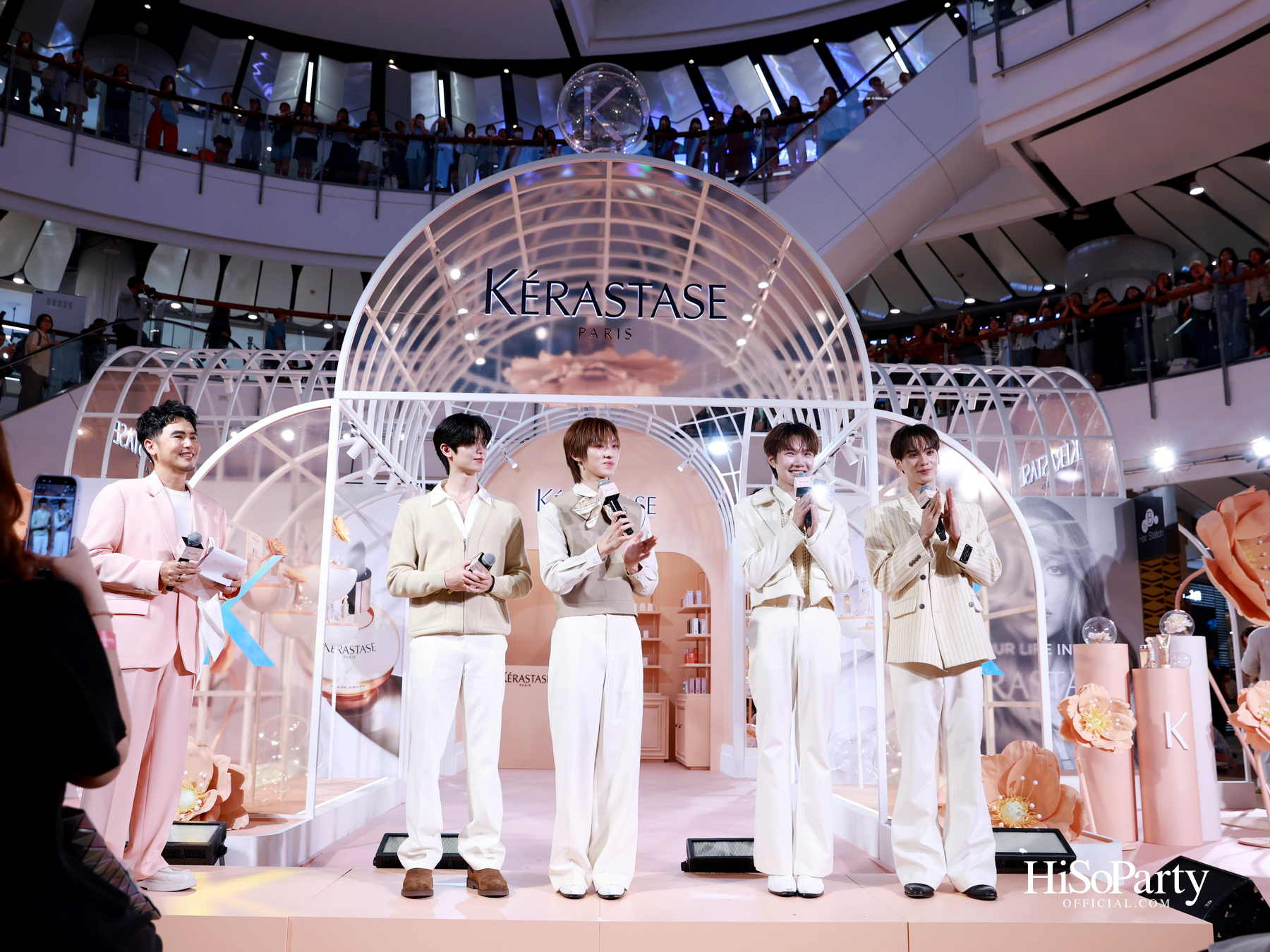 Kérastase เปิดตัว ‘Gloss Absolu’ คอลเลกชันใหม่ ครั้งแรก! กับเทคโนโลยี Hydra-Glazing เพื่อผมเงางามระดับโอตกูตูร์