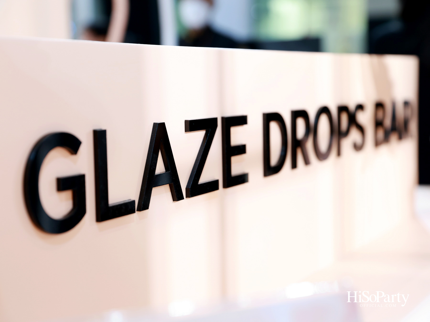 Kérastase เปิดตัว ‘Gloss Absolu’ คอลเลกชันใหม่ ครั้งแรก! กับเทคโนโลยี Hydra-Glazing เพื่อผมเงางามระดับโอตกูตูร์