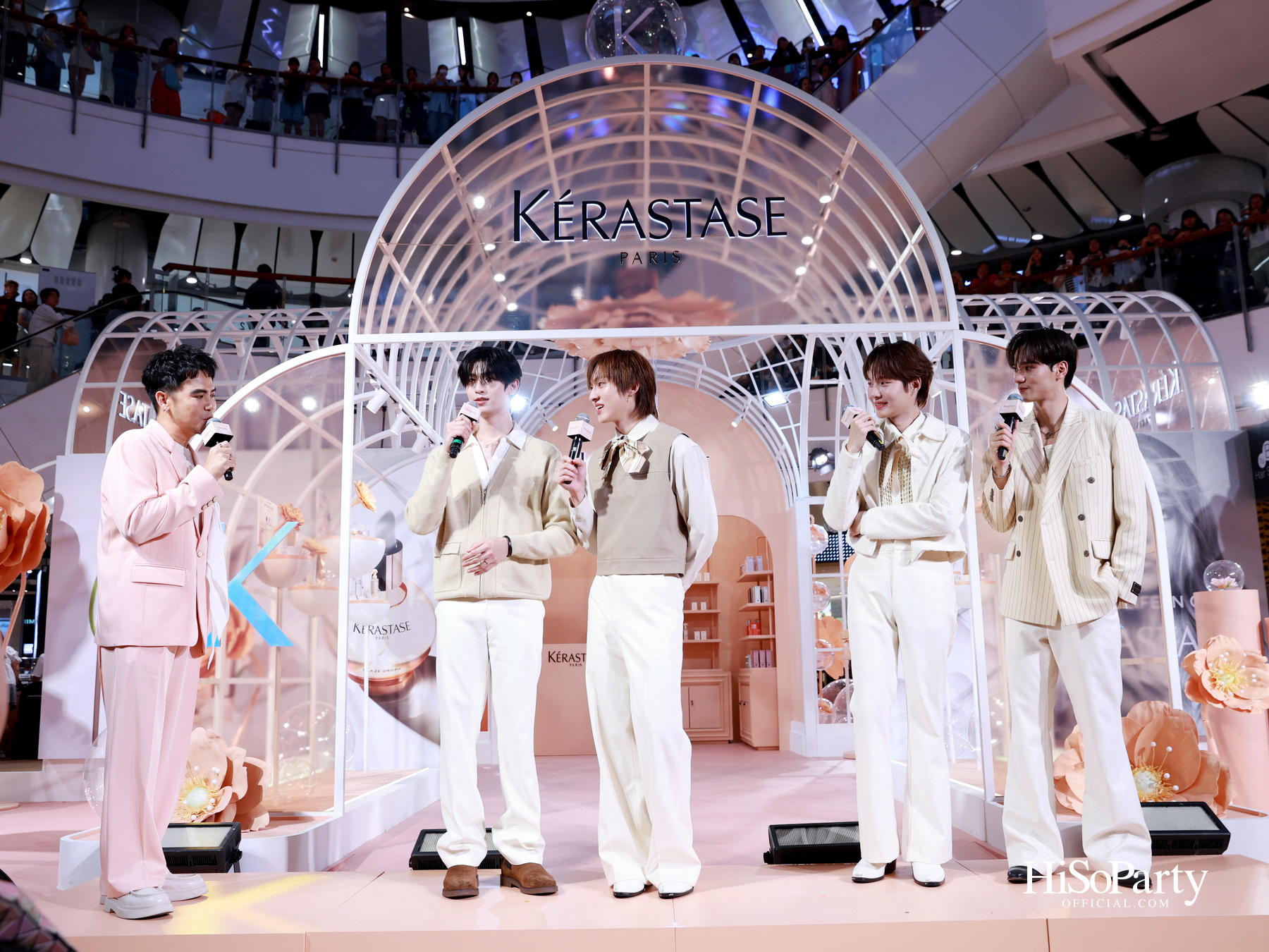 Kérastase เปิดตัว ‘Gloss Absolu’ คอลเลกชันใหม่ ครั้งแรก! กับเทคโนโลยี Hydra-Glazing เพื่อผมเงางามระดับโอตกูตูร์