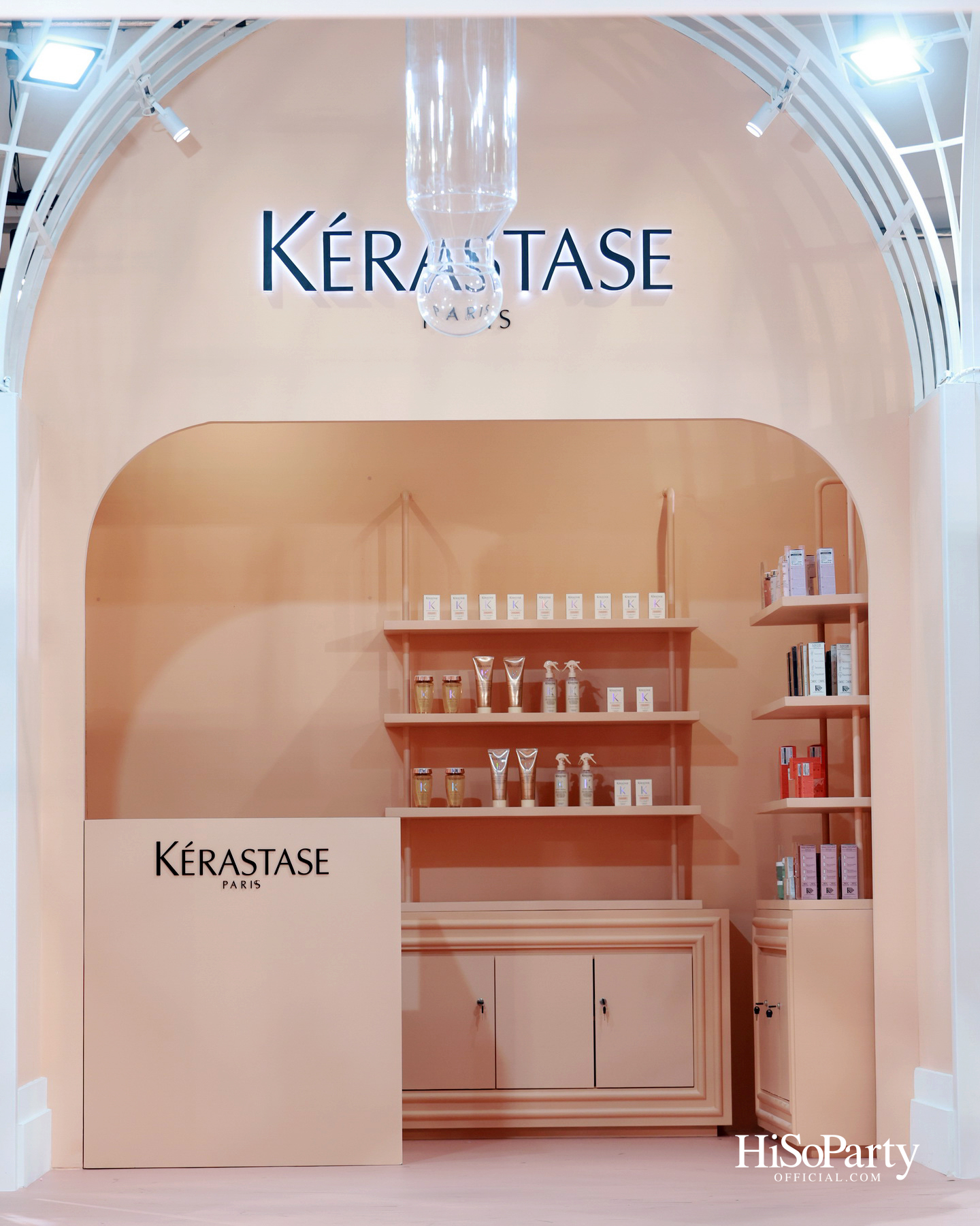 Kérastase เปิดตัว ‘Gloss Absolu’ คอลเลกชันใหม่ ครั้งแรก! กับเทคโนโลยี Hydra-Glazing เพื่อผมเงางามระดับโอตกูตูร์