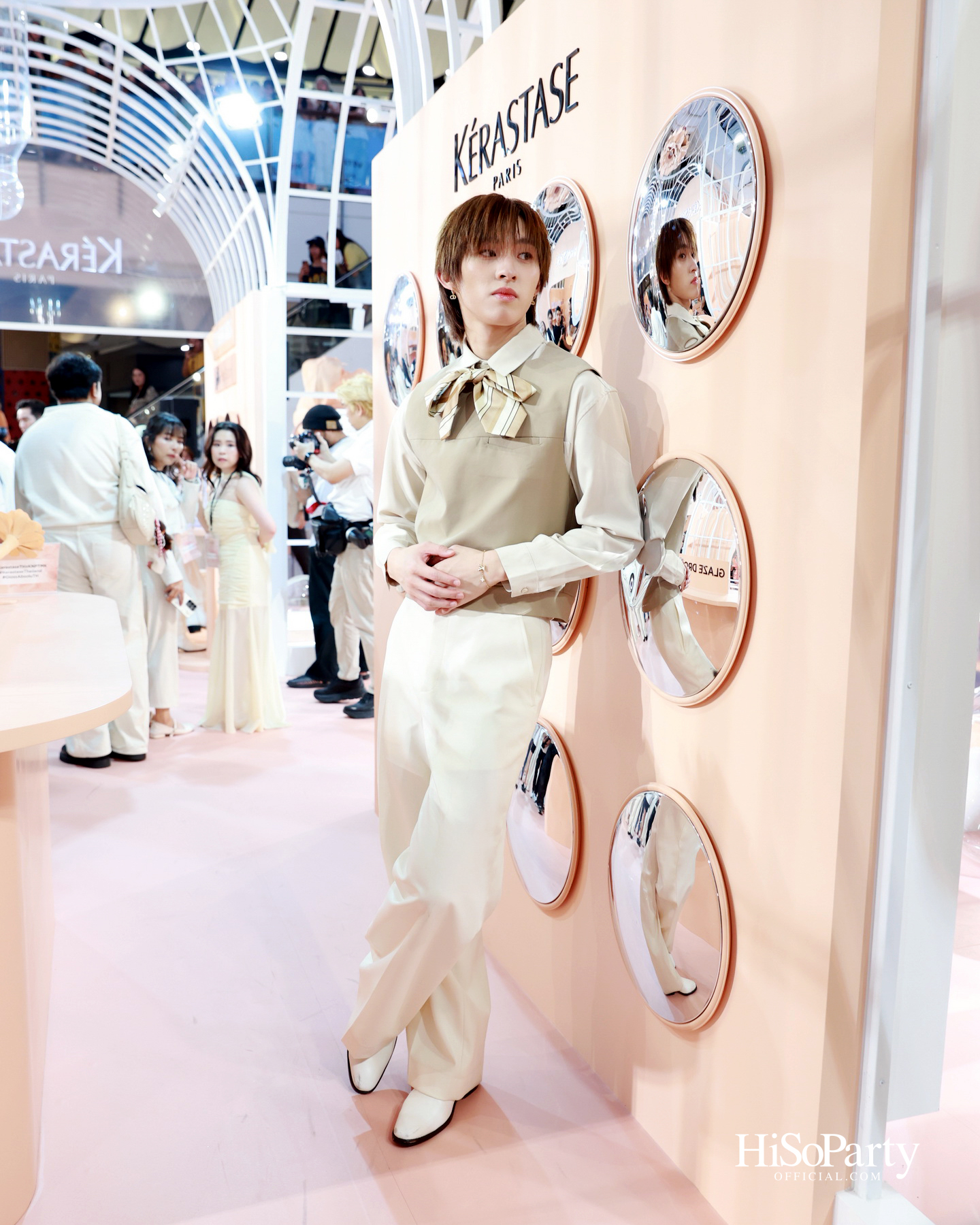 Kérastase เปิดตัว ‘Gloss Absolu’ คอลเลกชันใหม่ ครั้งแรก! กับเทคโนโลยี Hydra-Glazing เพื่อผมเงางามระดับโอตกูตูร์