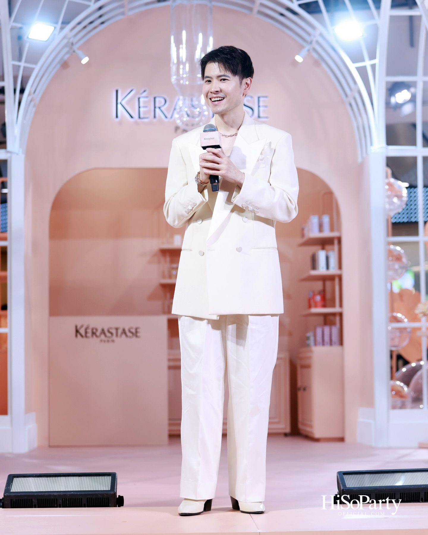 Kérastase เปิดตัว ‘Gloss Absolu’ คอลเลกชันใหม่ ครั้งแรก! กับเทคโนโลยี Hydra-Glazing เพื่อผมเงางามระดับโอตกูตูร์