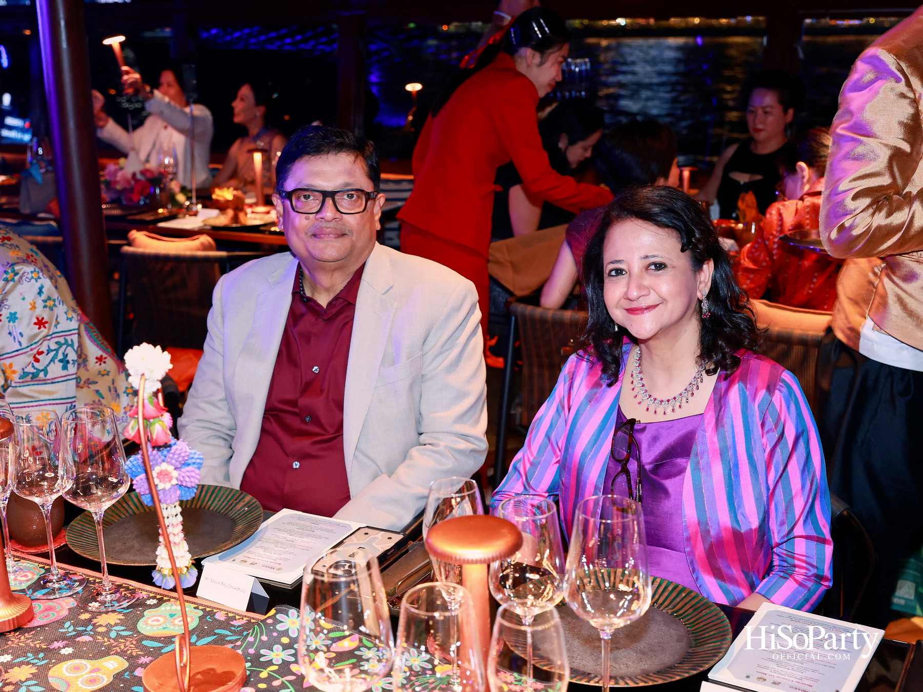 กาล่าดินเนอร์คอนเสิร์ตโดย Mariachi Bonitas de Dinorah บนเรือแซฟฟรอน เฉลิมฉลอง 50 ปี ความสัมพันธ์ทางการทูตไทย–เม็กซิโก