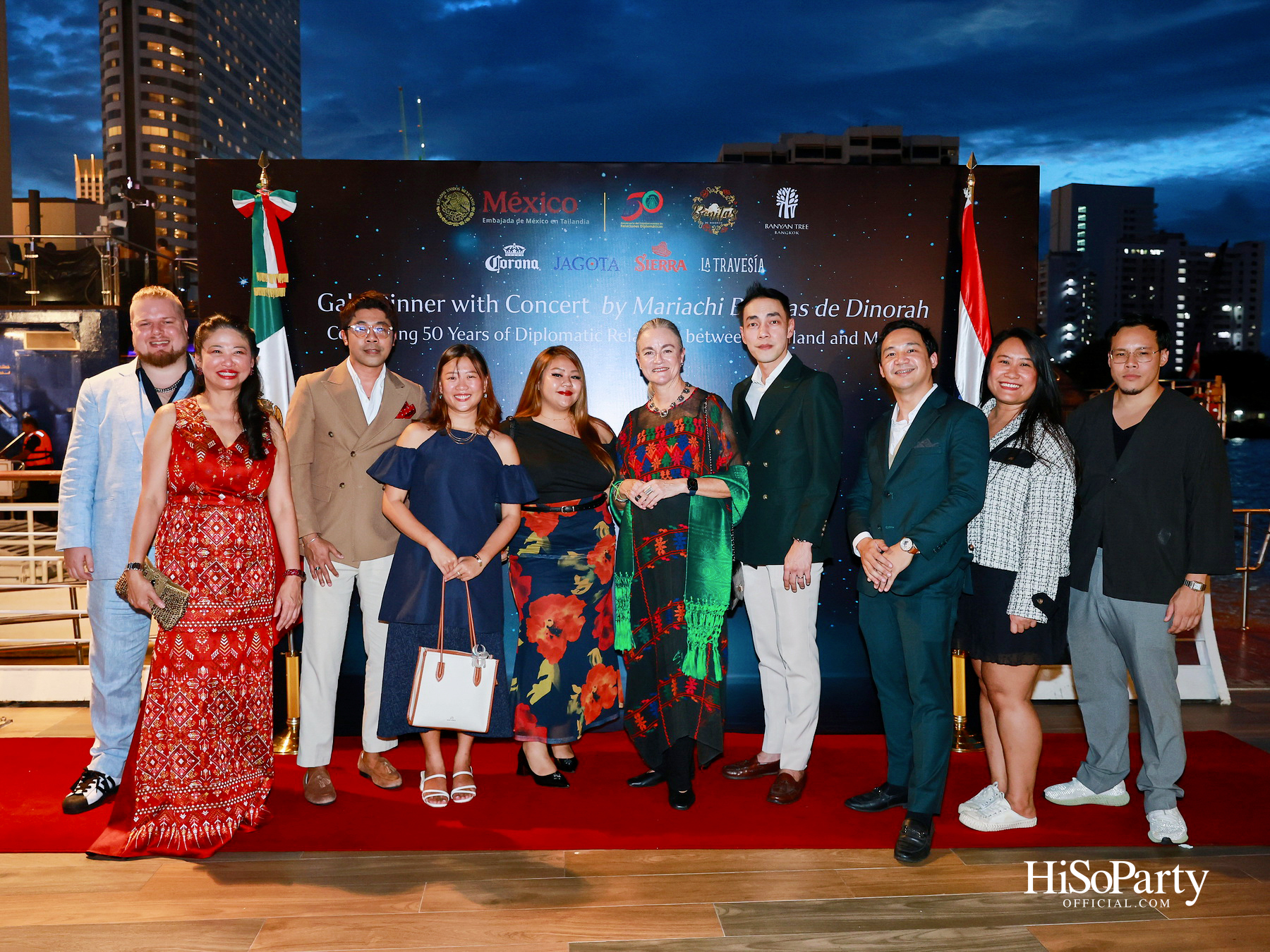 กาล่าดินเนอร์คอนเสิร์ตโดย Mariachi Bonitas de Dinorah บนเรือแซฟฟรอน เฉลิมฉลอง 50 ปี ความสัมพันธ์ทางการทูตไทย–เม็กซิโก
