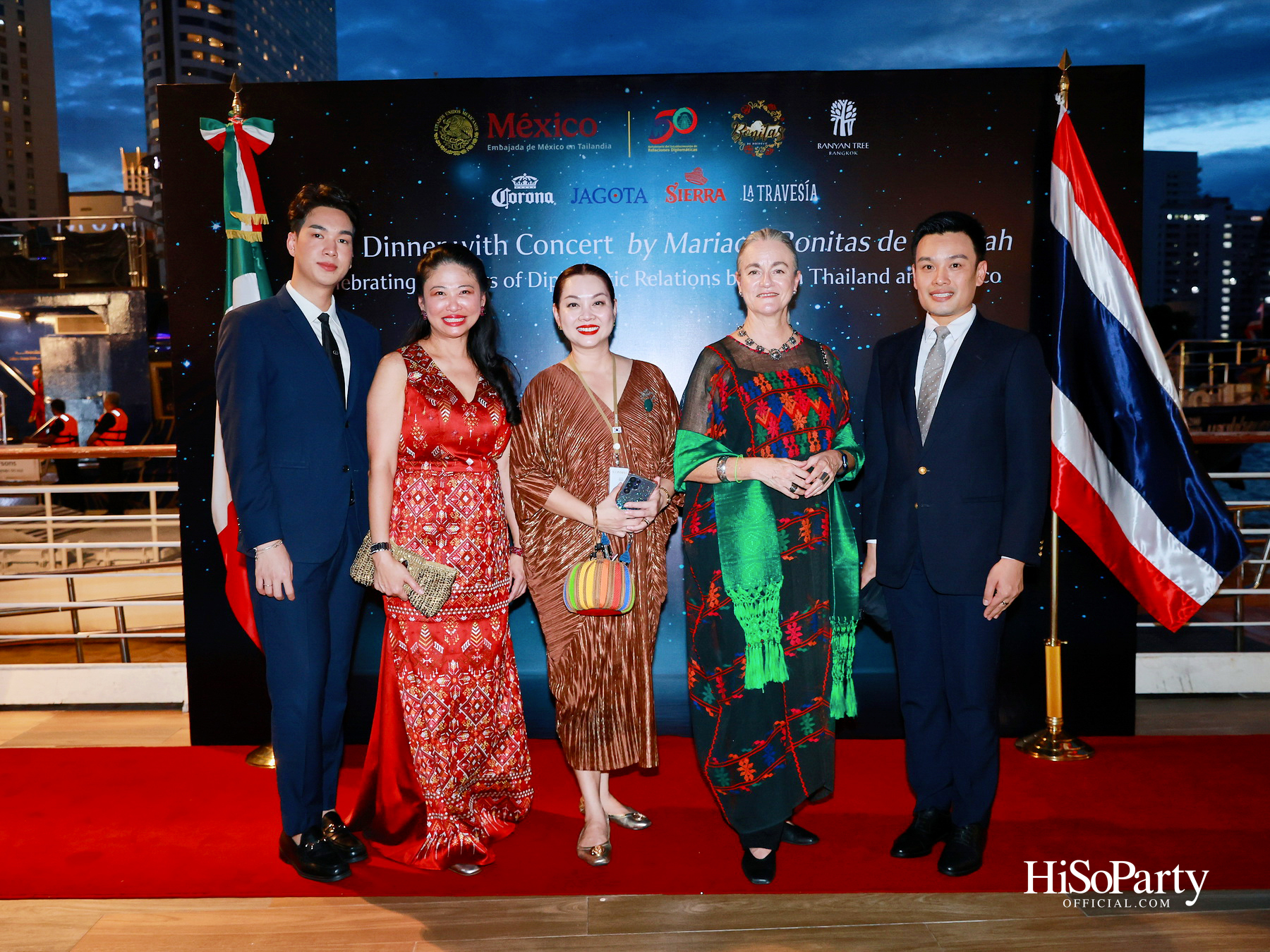 กาล่าดินเนอร์คอนเสิร์ตโดย Mariachi Bonitas de Dinorah บนเรือแซฟฟรอน เฉลิมฉลอง 50 ปี ความสัมพันธ์ทางการทูตไทย–เม็กซิโก