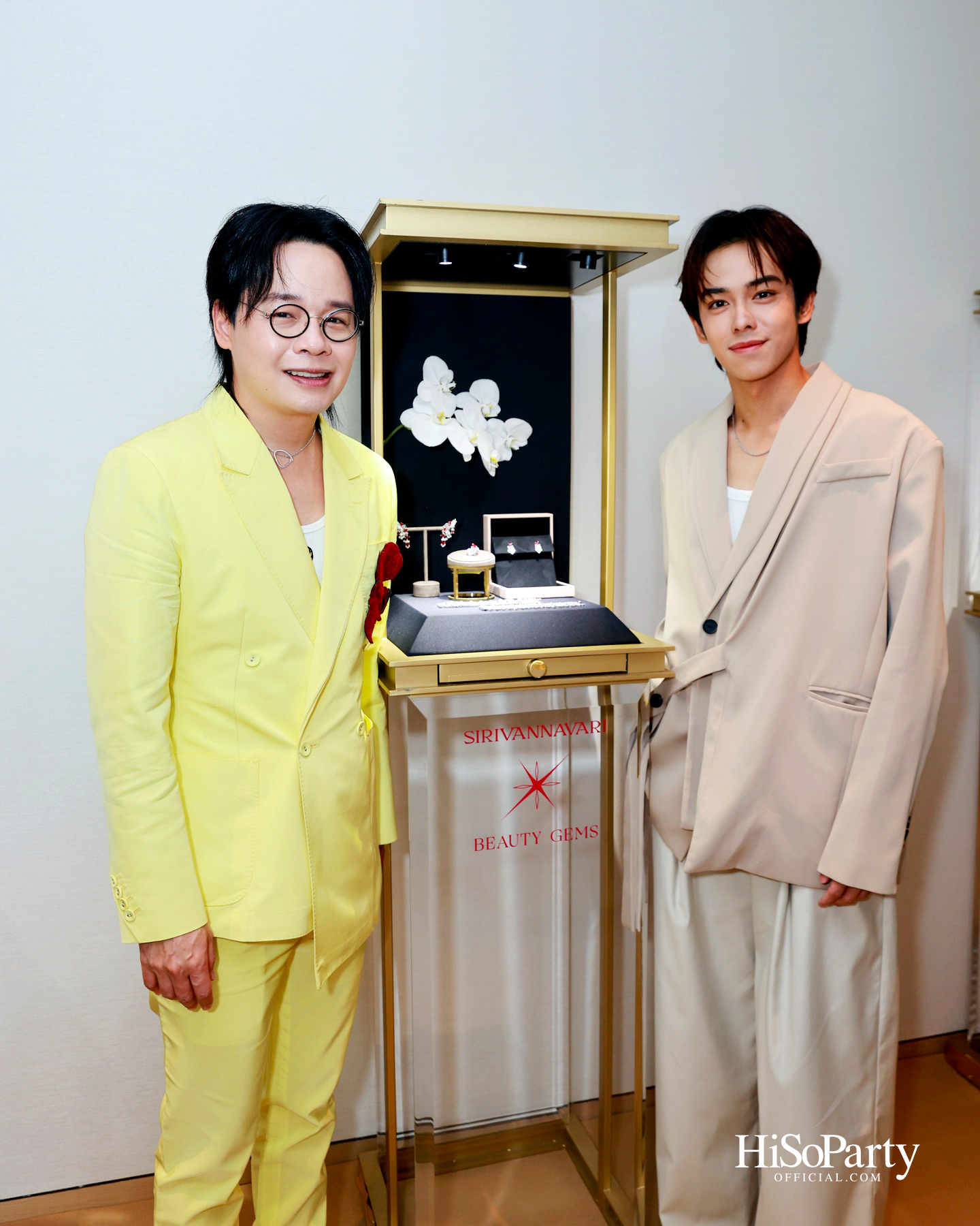 PRIVATE SHOWCASE AT SCOPE THONGLOR FEATURING SHOW UNIT ALONGSIDE MASTERPIECES CURATED BY BEAUTY GEMS