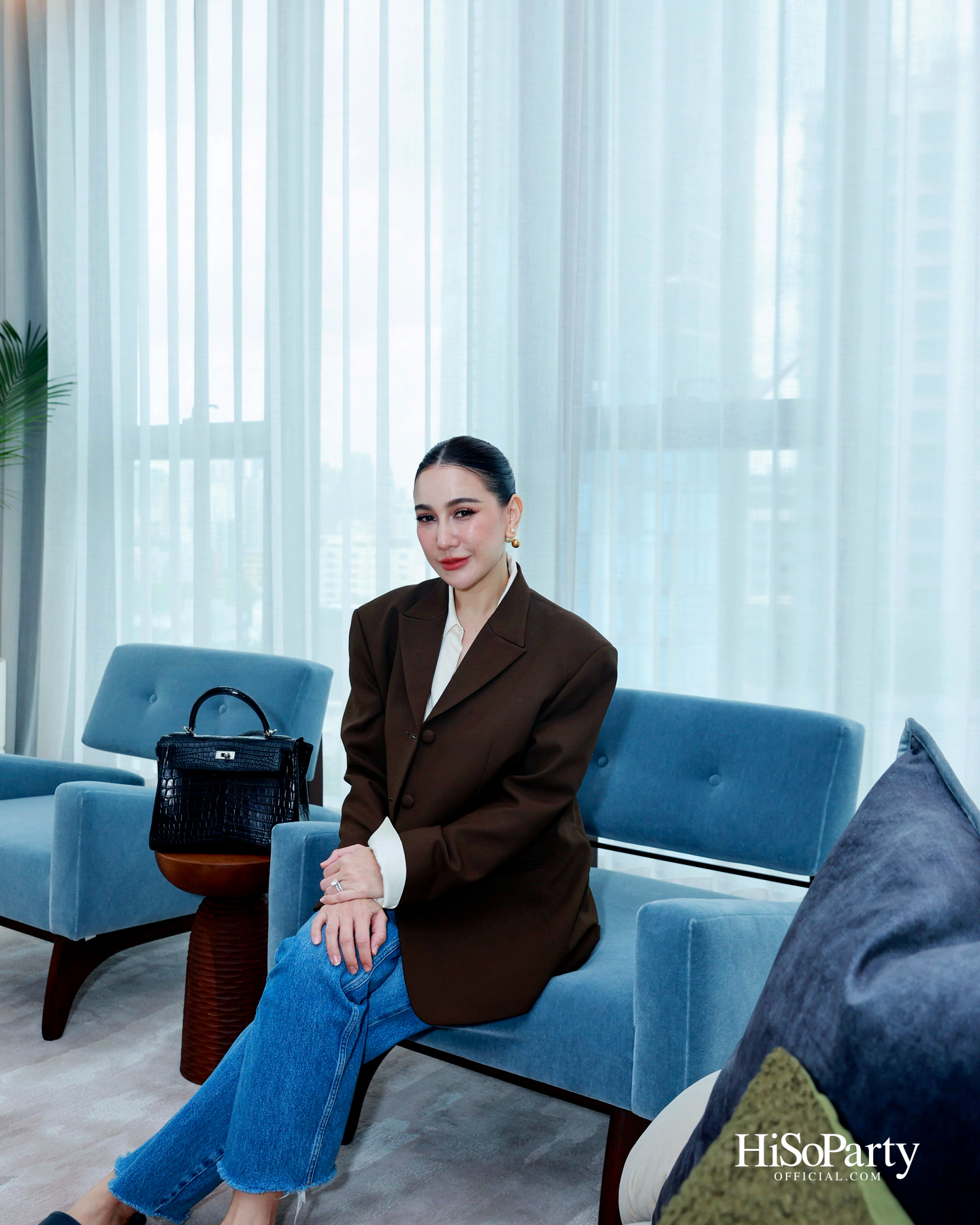 PRIVATE SHOWCASE AT SCOPE THONGLOR FEATURING SHOW UNIT ALONGSIDE MASTERPIECES CURATED BY BEAUTY GEMS