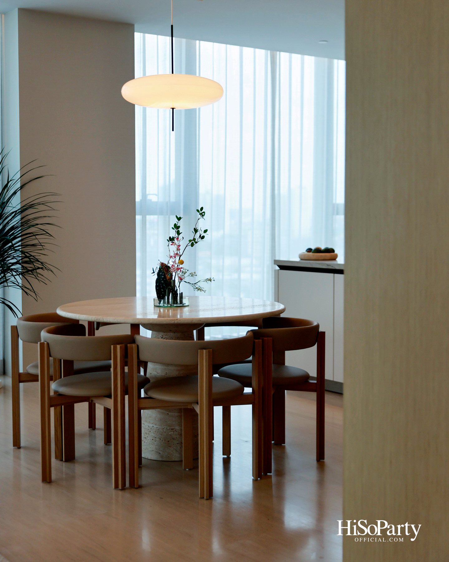 PRIVATE SHOWCASE AT SCOPE THONGLOR FEATURING SHOW UNIT ALONGSIDE MASTERPIECES CURATED BY BEAUTY GEMS