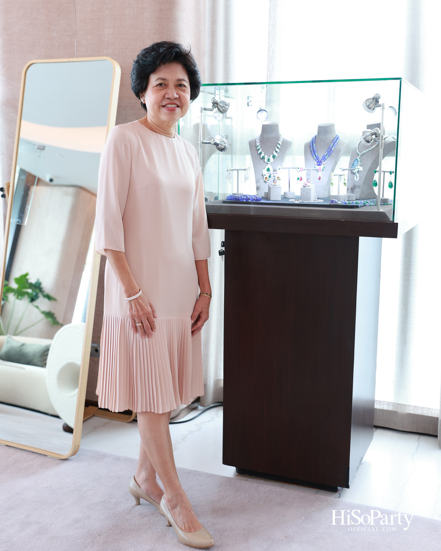 PRIVATE SHOWCASE AT SCOPE THONGLOR FEATURING SHOW UNIT ALONGSIDE MASTERPIECES CURATED BY BEAUTY GEMS