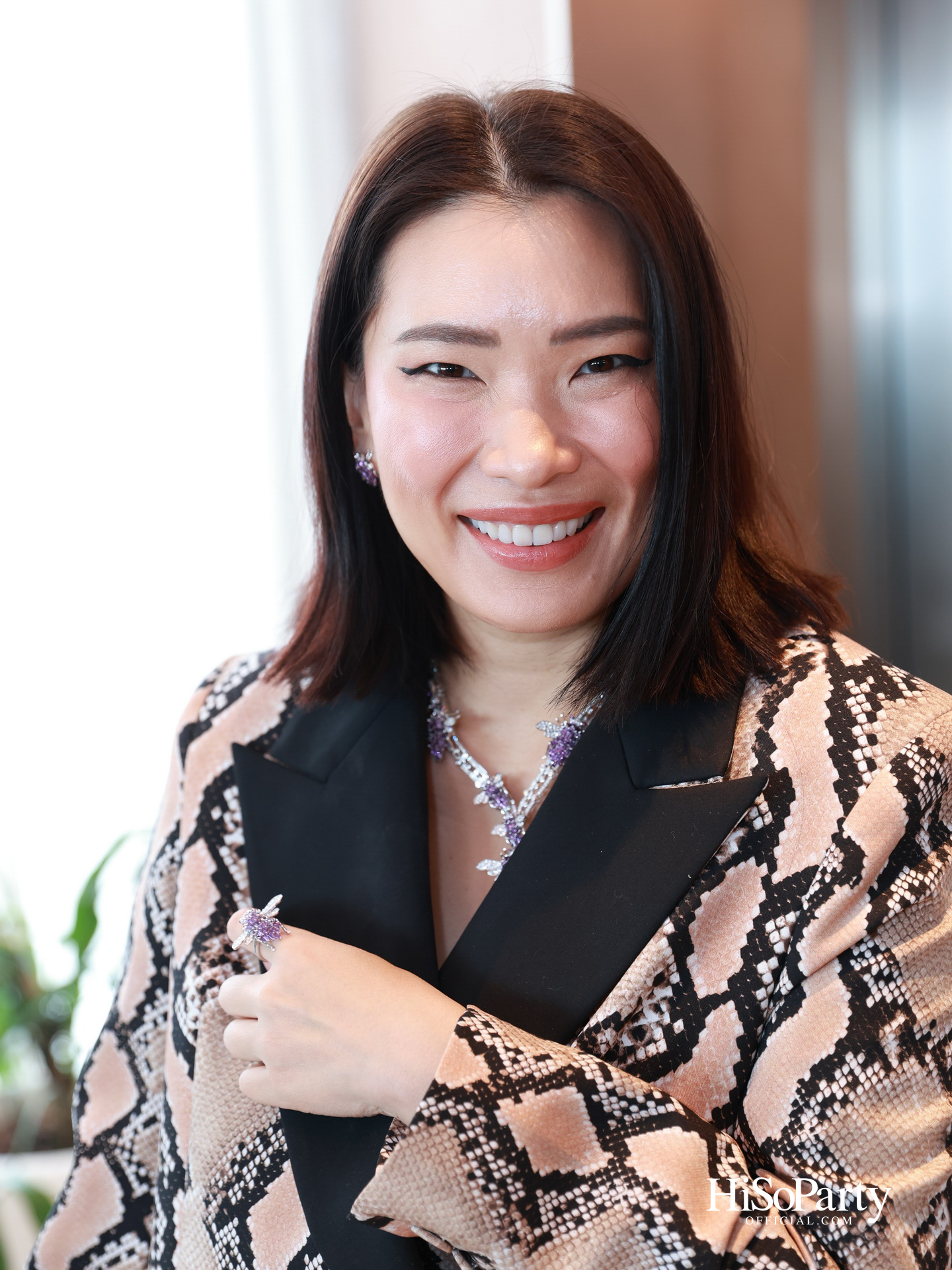 PRIVATE SHOWCASE AT SCOPE THONGLOR FEATURING SHOW UNIT ALONGSIDE MASTERPIECES CURATED BY BEAUTY GEMS