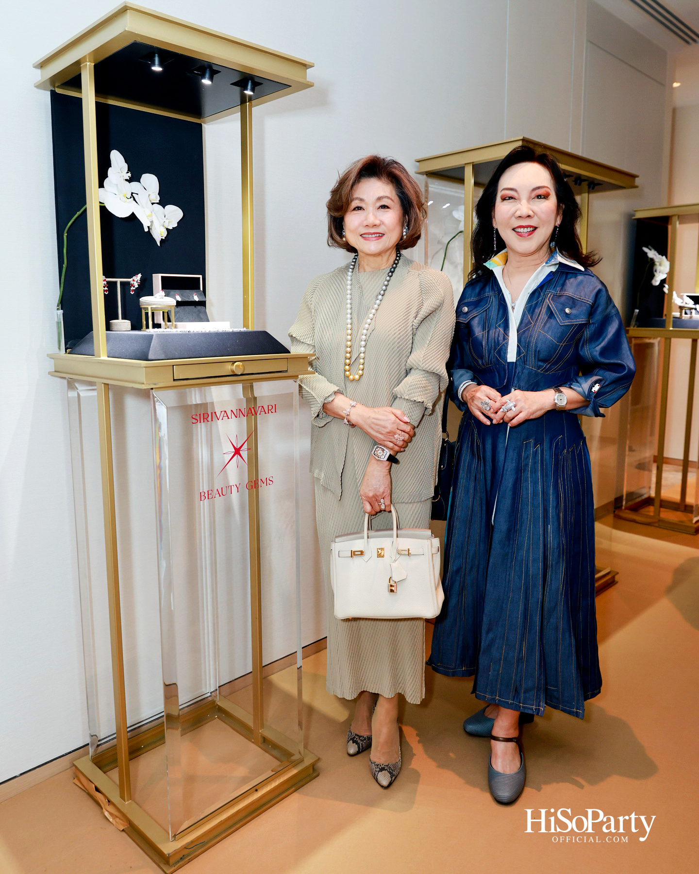 PRIVATE SHOWCASE AT SCOPE THONGLOR FEATURING SHOW UNIT ALONGSIDE MASTERPIECES CURATED BY BEAUTY GEMS