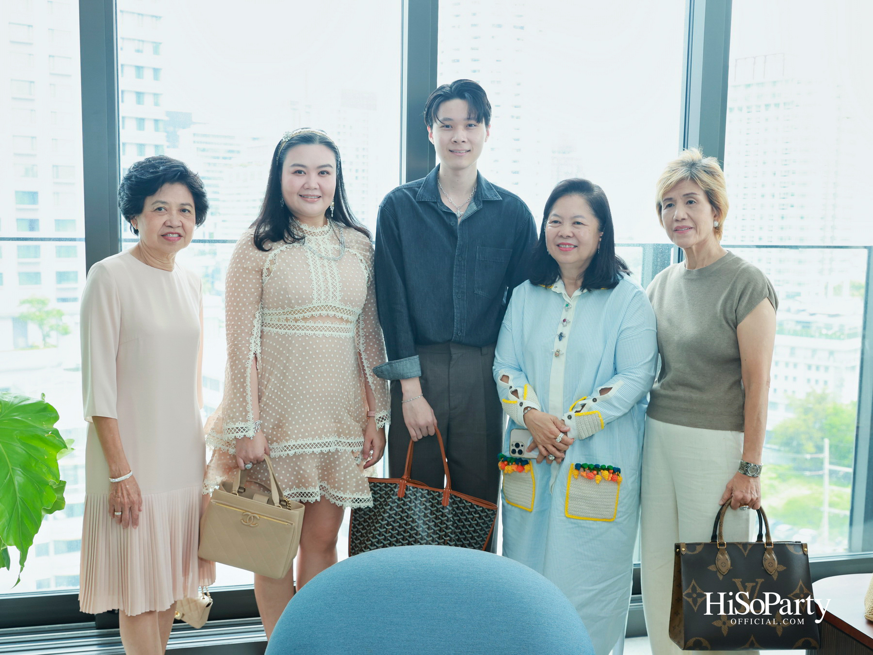 PRIVATE SHOWCASE AT SCOPE THONGLOR FEATURING SHOW UNIT ALONGSIDE MASTERPIECES CURATED BY BEAUTY GEMS