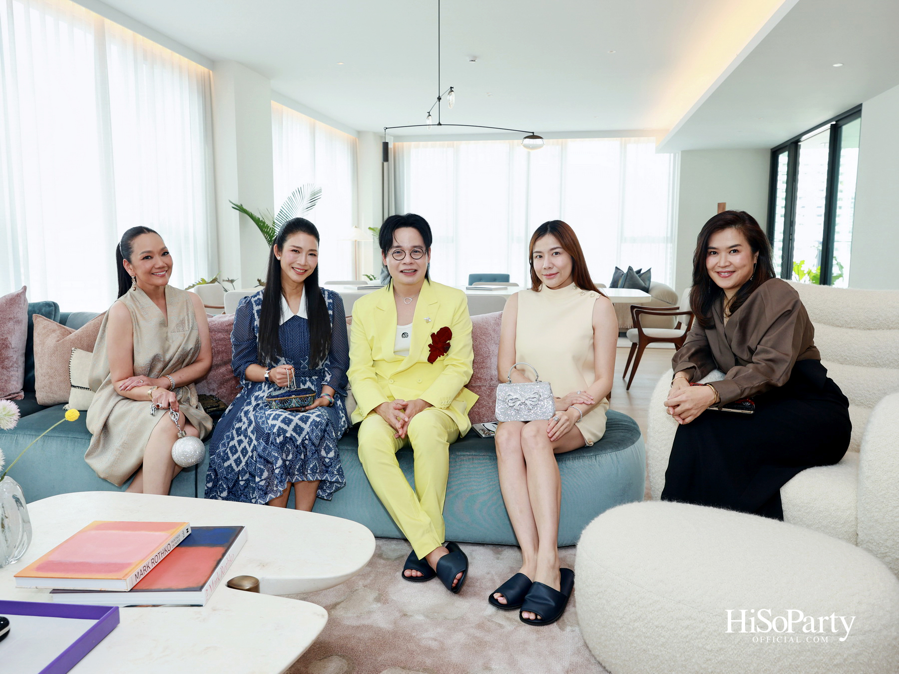 PRIVATE SHOWCASE AT SCOPE THONGLOR FEATURING SHOW UNIT ALONGSIDE MASTERPIECES CURATED BY BEAUTY GEMS