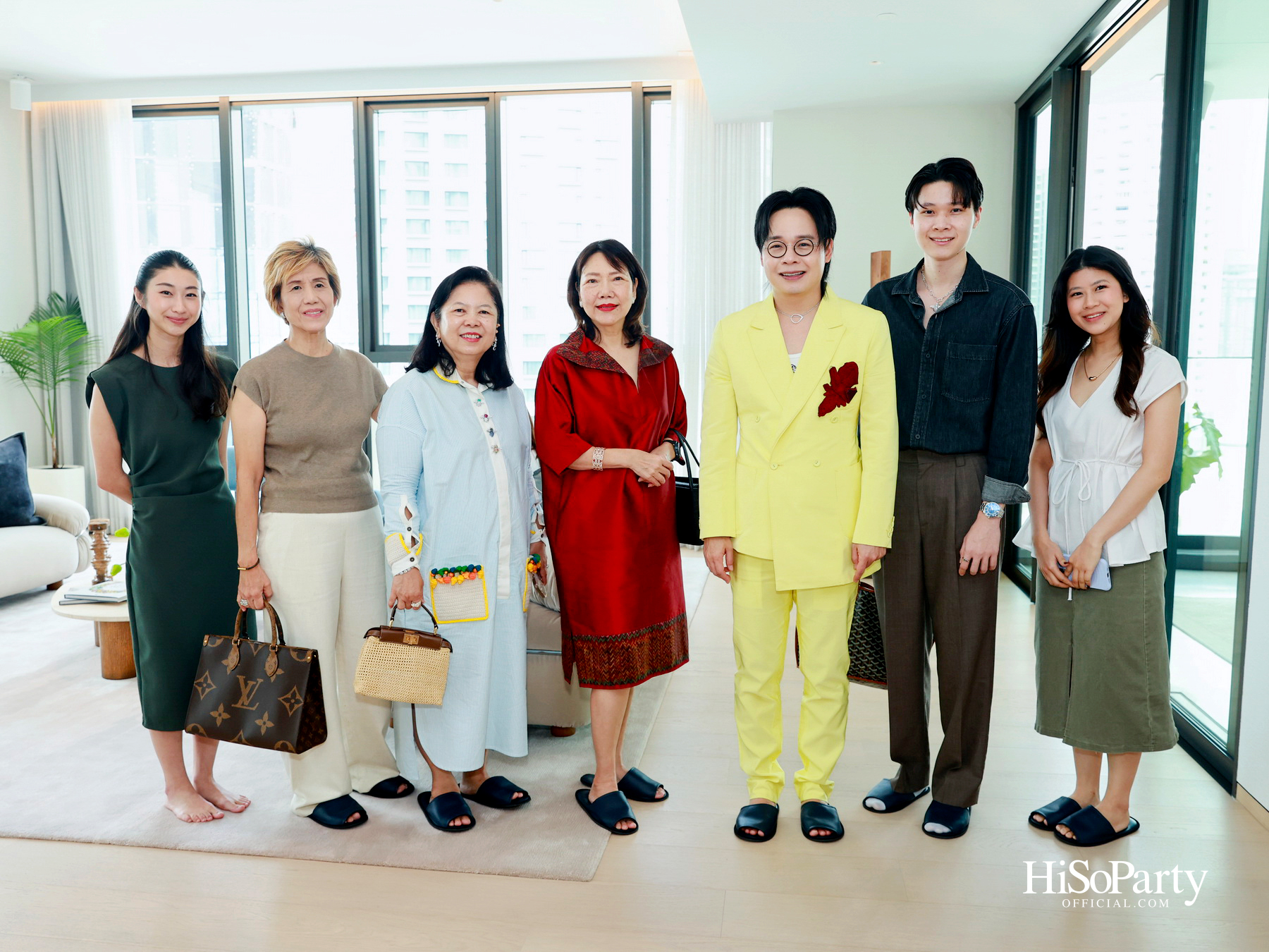 PRIVATE SHOWCASE AT SCOPE THONGLOR FEATURING SHOW UNIT ALONGSIDE MASTERPIECES CURATED BY BEAUTY GEMS