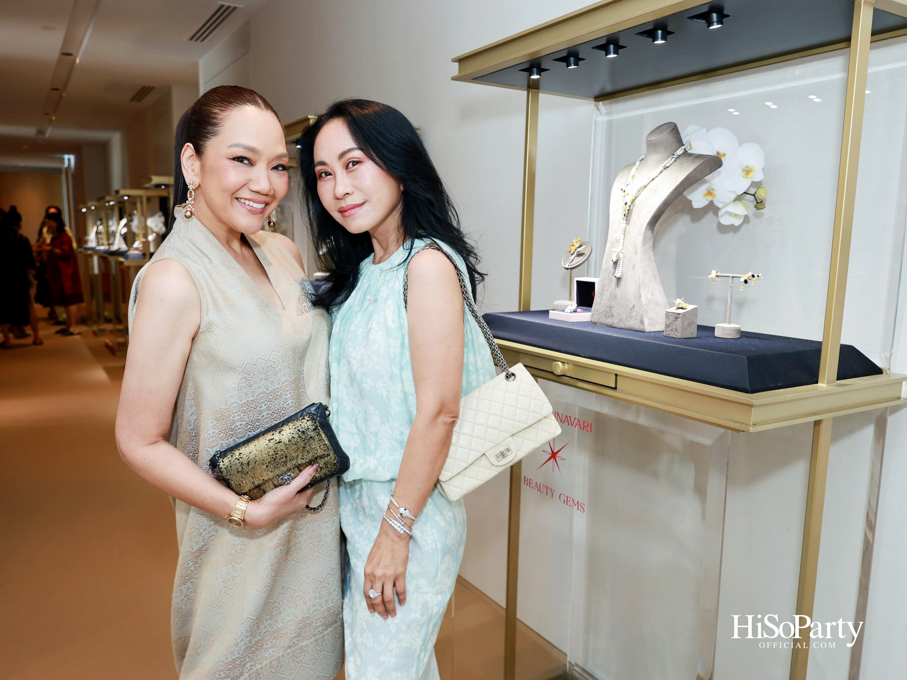 PRIVATE SHOWCASE AT SCOPE THONGLOR FEATURING SHOW UNIT ALONGSIDE MASTERPIECES CURATED BY BEAUTY GEMS
