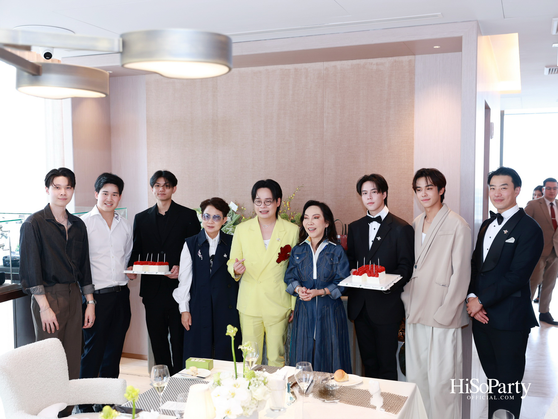 PRIVATE SHOWCASE AT SCOPE THONGLOR FEATURING SHOW UNIT ALONGSIDE MASTERPIECES CURATED BY BEAUTY GEMS