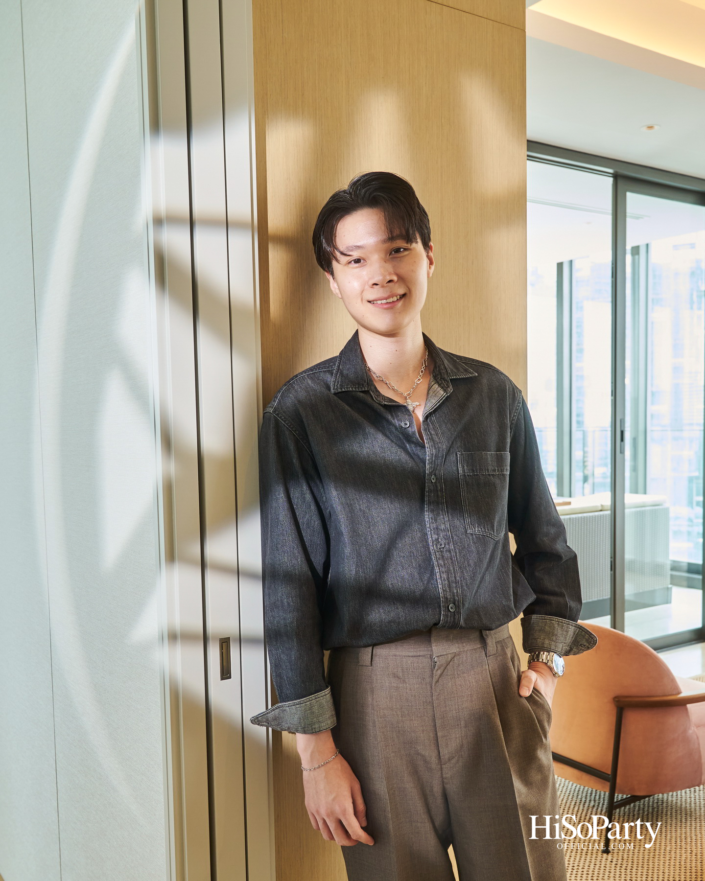 PRIVATE SHOWCASE AT SCOPE THONGLOR FEATURING SHOW UNIT ALONGSIDE MASTERPIECES CURATED BY BEAUTY GEMS