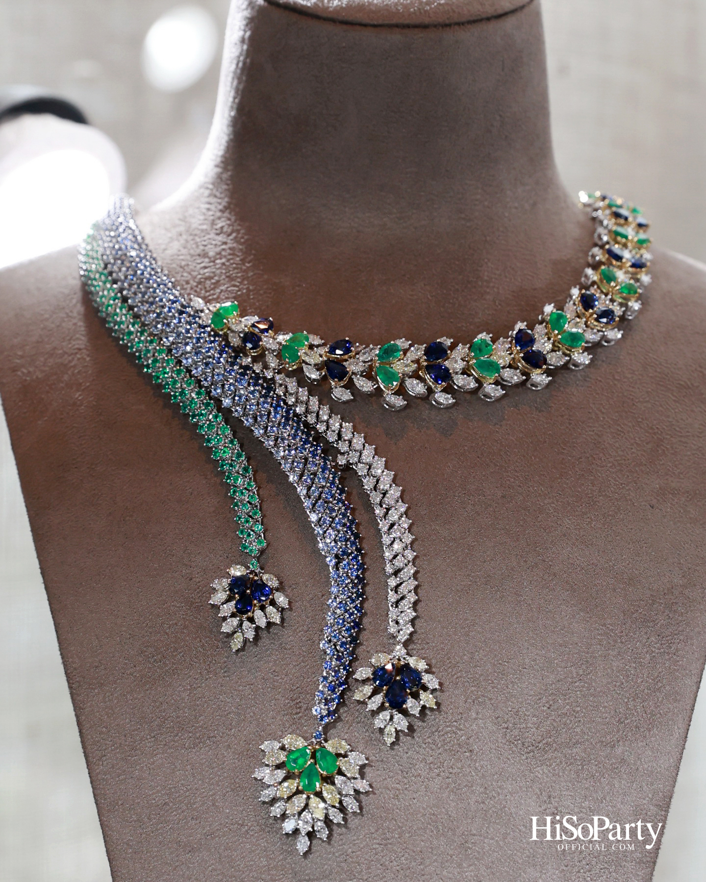 PRIVATE SHOWCASE AT SCOPE THONGLOR FEATURING SHOW UNIT ALONGSIDE MASTERPIECES CURATED BY BEAUTY GEMS