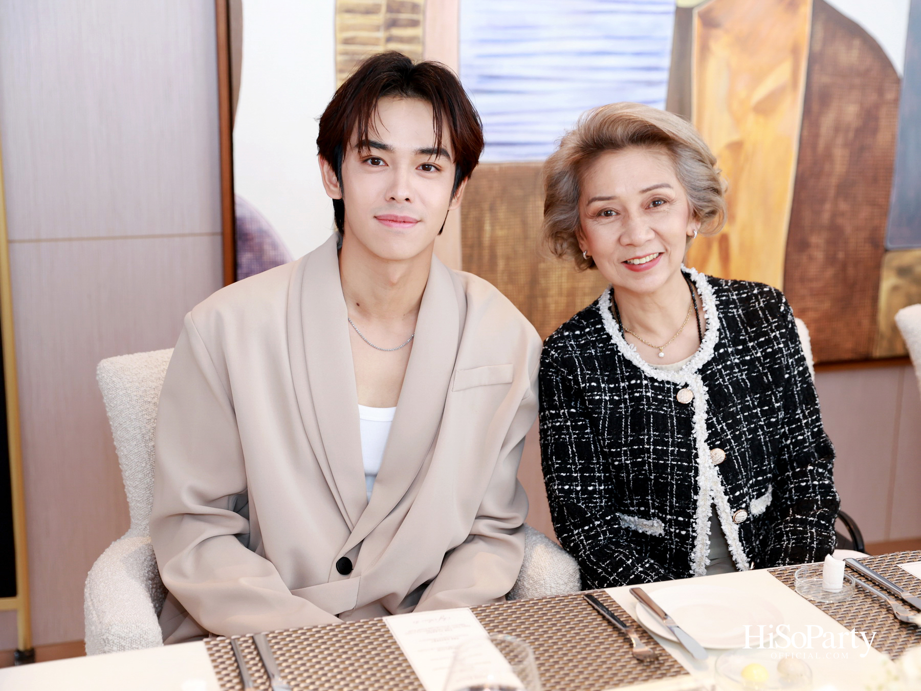 PRIVATE SHOWCASE AT SCOPE THONGLOR FEATURING SHOW UNIT ALONGSIDE MASTERPIECES CURATED BY BEAUTY GEMS