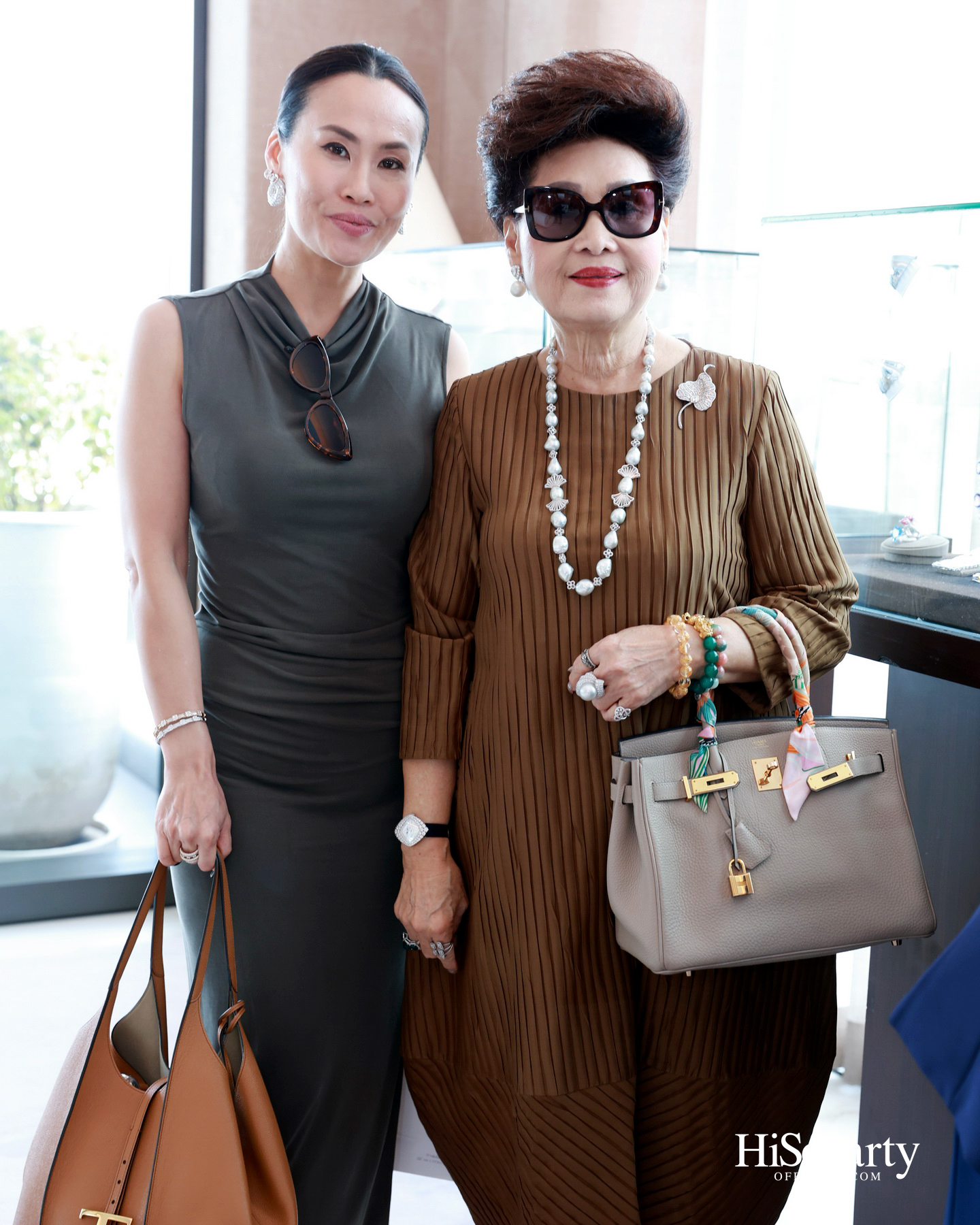 PRIVATE SHOWCASE AT SCOPE THONGLOR FEATURING SHOW UNIT ALONGSIDE MASTERPIECES CURATED BY BEAUTY GEMS