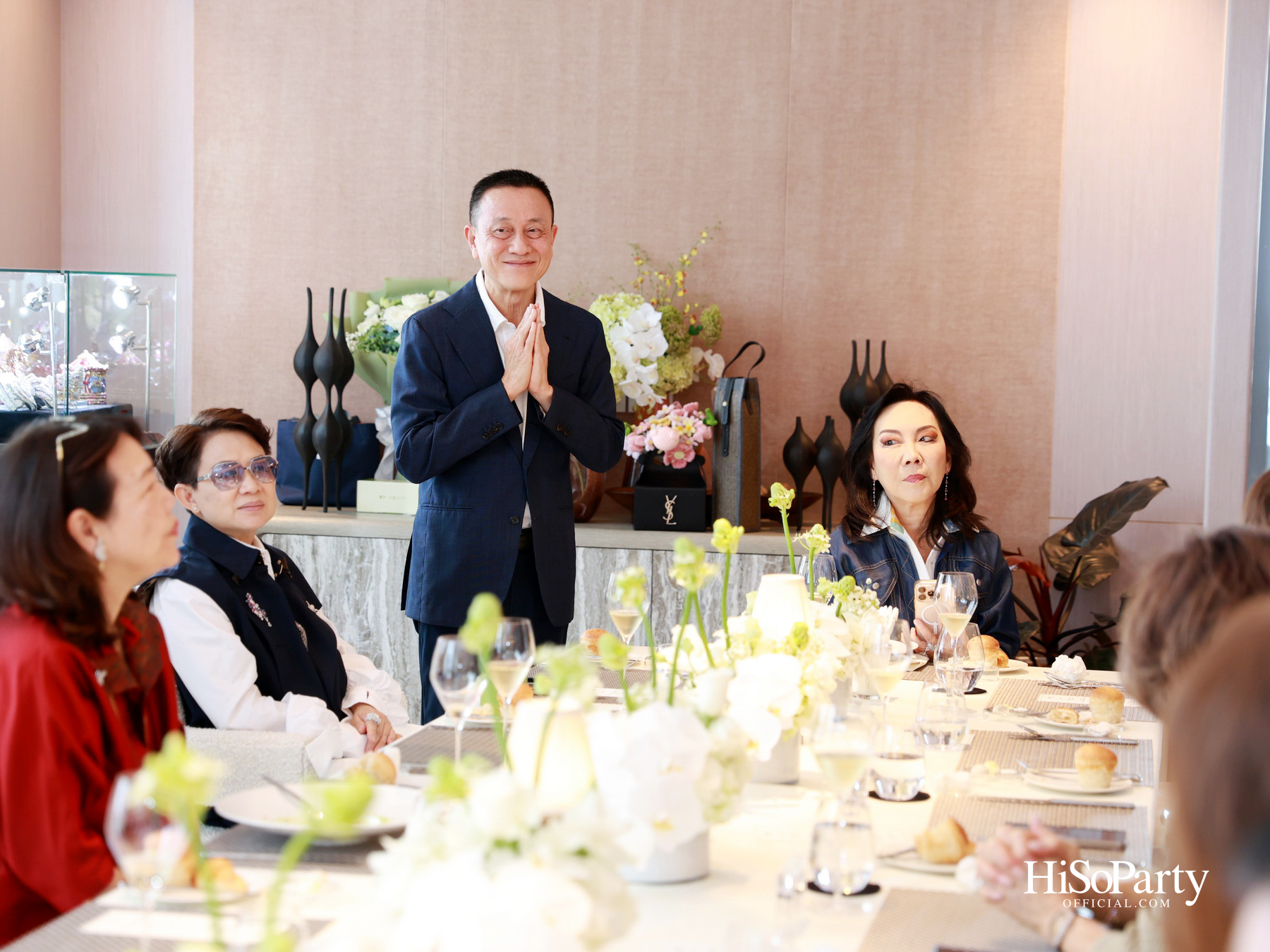 PRIVATE SHOWCASE AT SCOPE THONGLOR FEATURING SHOW UNIT ALONGSIDE MASTERPIECES CURATED BY BEAUTY GEMS