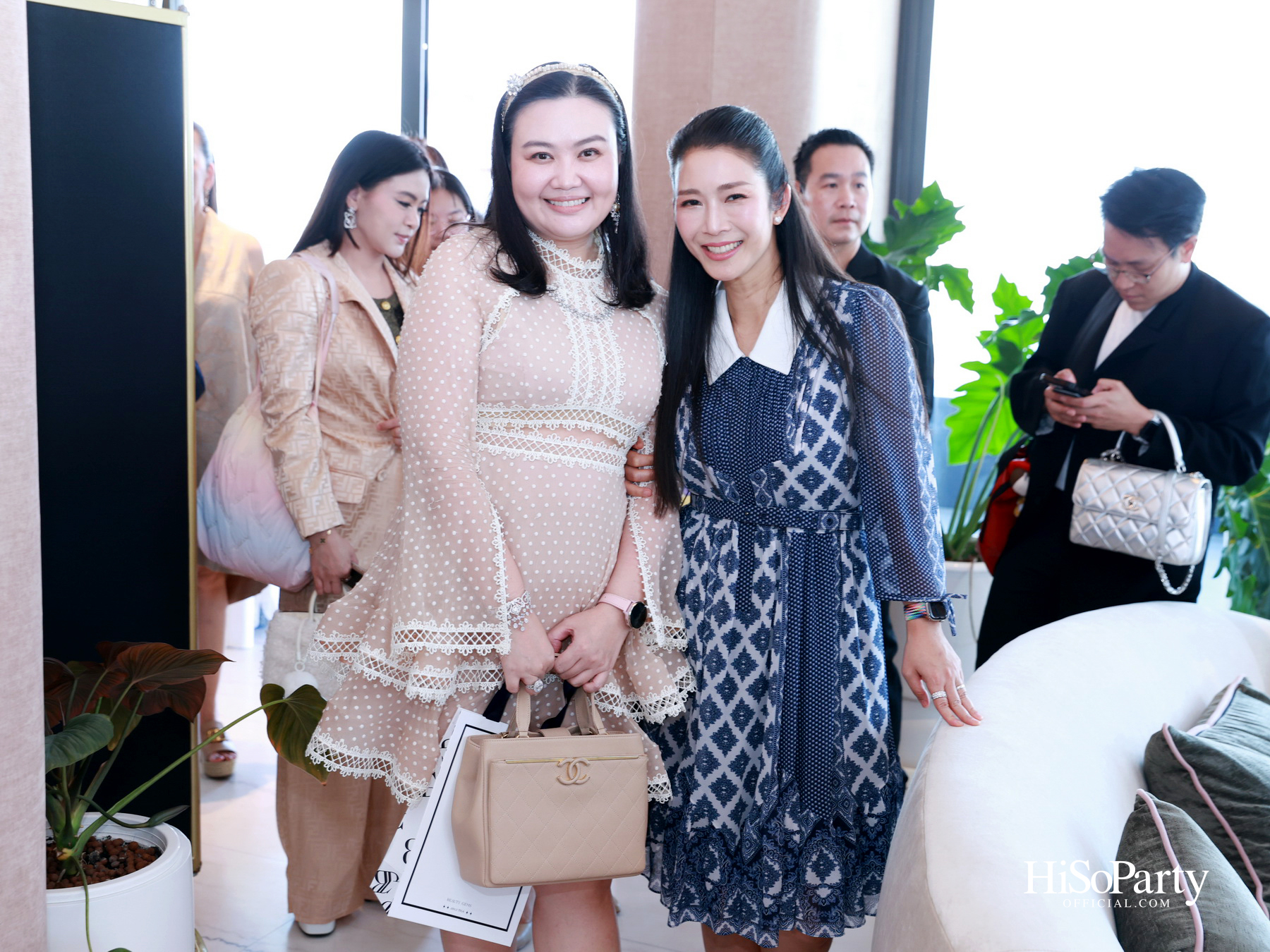 PRIVATE SHOWCASE AT SCOPE THONGLOR FEATURING SHOW UNIT ALONGSIDE MASTERPIECES CURATED BY BEAUTY GEMS