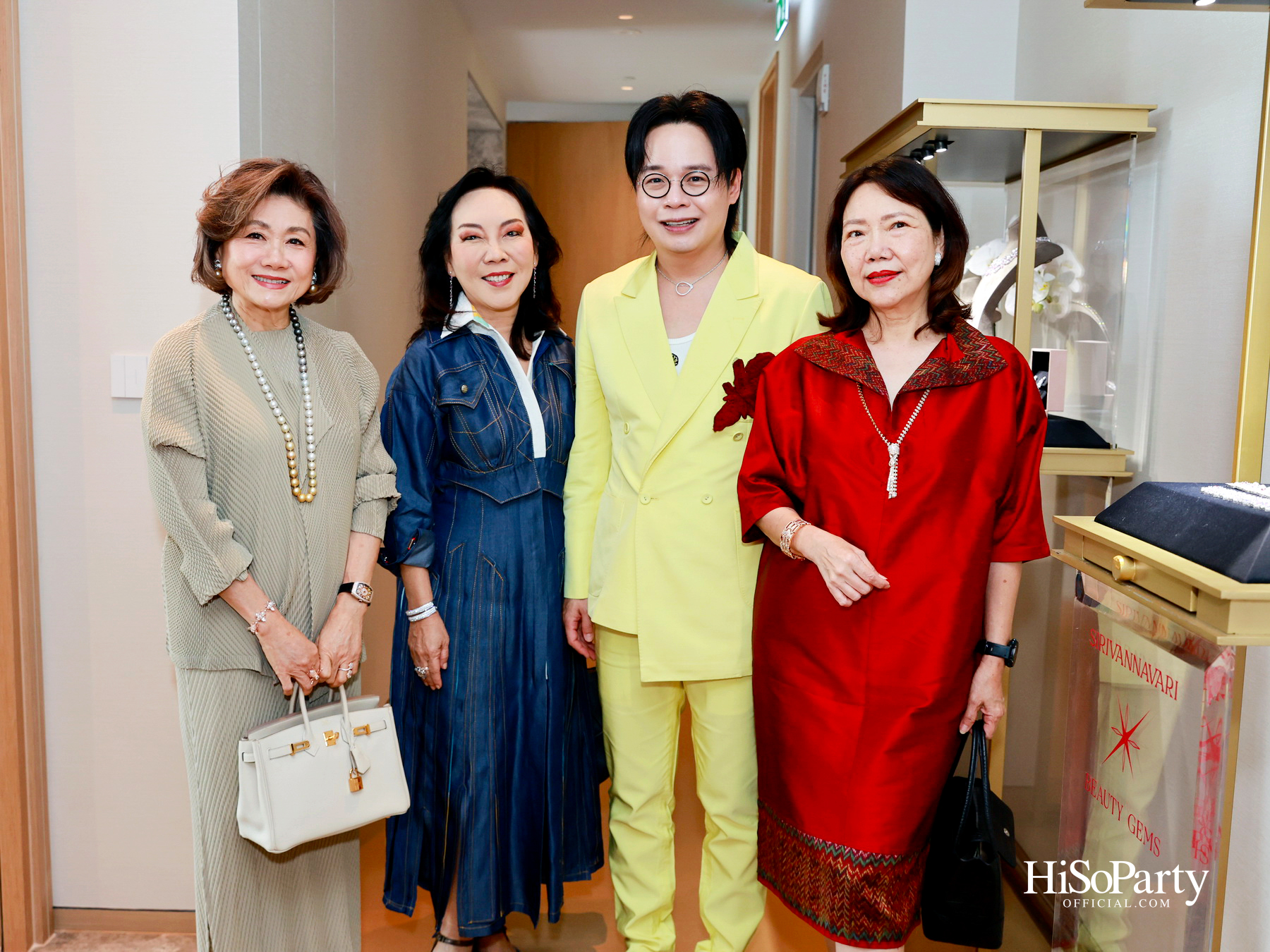 PRIVATE SHOWCASE AT SCOPE THONGLOR FEATURING SHOW UNIT ALONGSIDE MASTERPIECES CURATED BY BEAUTY GEMS