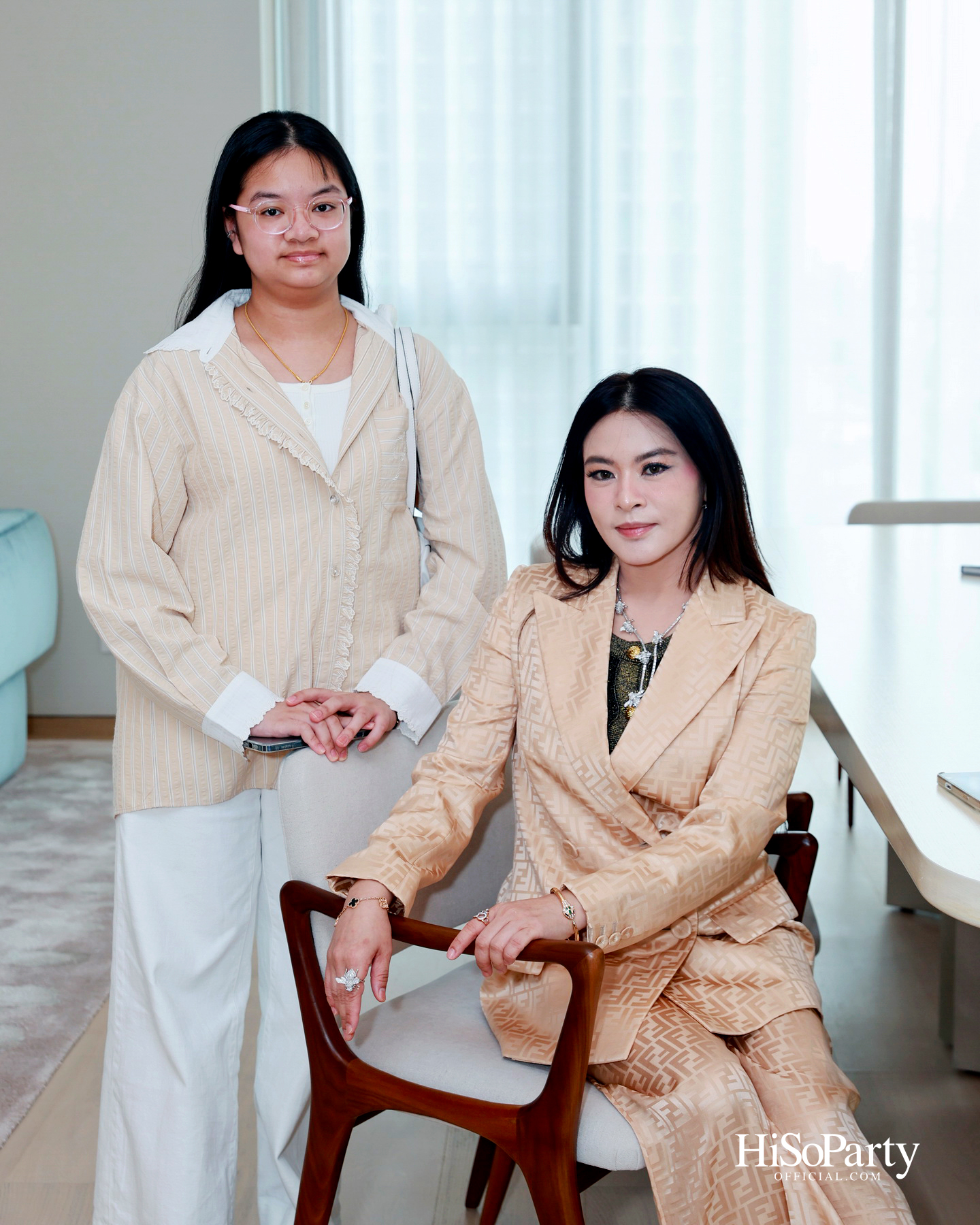 PRIVATE SHOWCASE AT SCOPE THONGLOR FEATURING SHOW UNIT ALONGSIDE MASTERPIECES CURATED BY BEAUTY GEMS