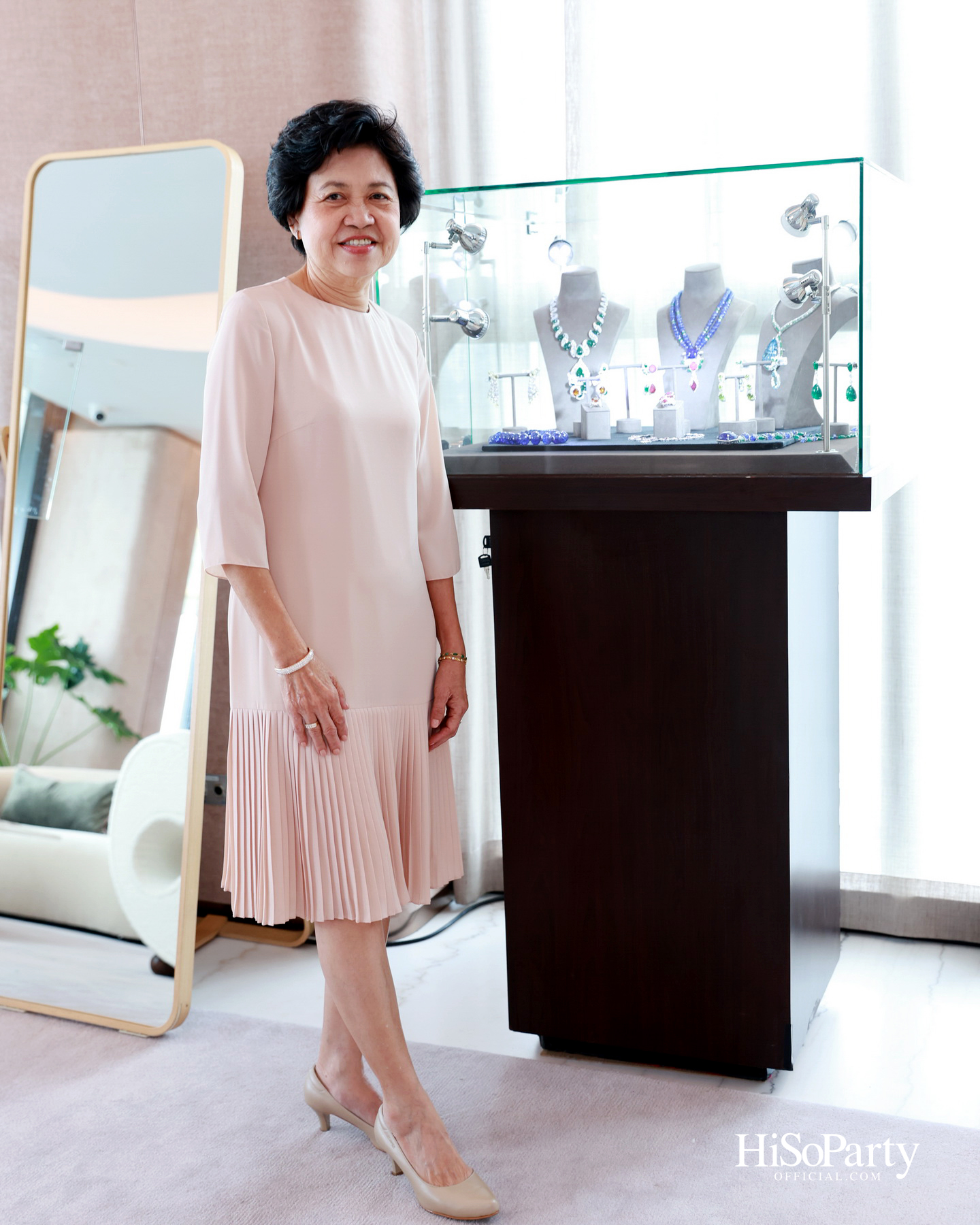 PRIVATE SHOWCASE AT SCOPE THONGLOR FEATURING SHOW UNIT ALONGSIDE MASTERPIECES CURATED BY BEAUTY GEMS