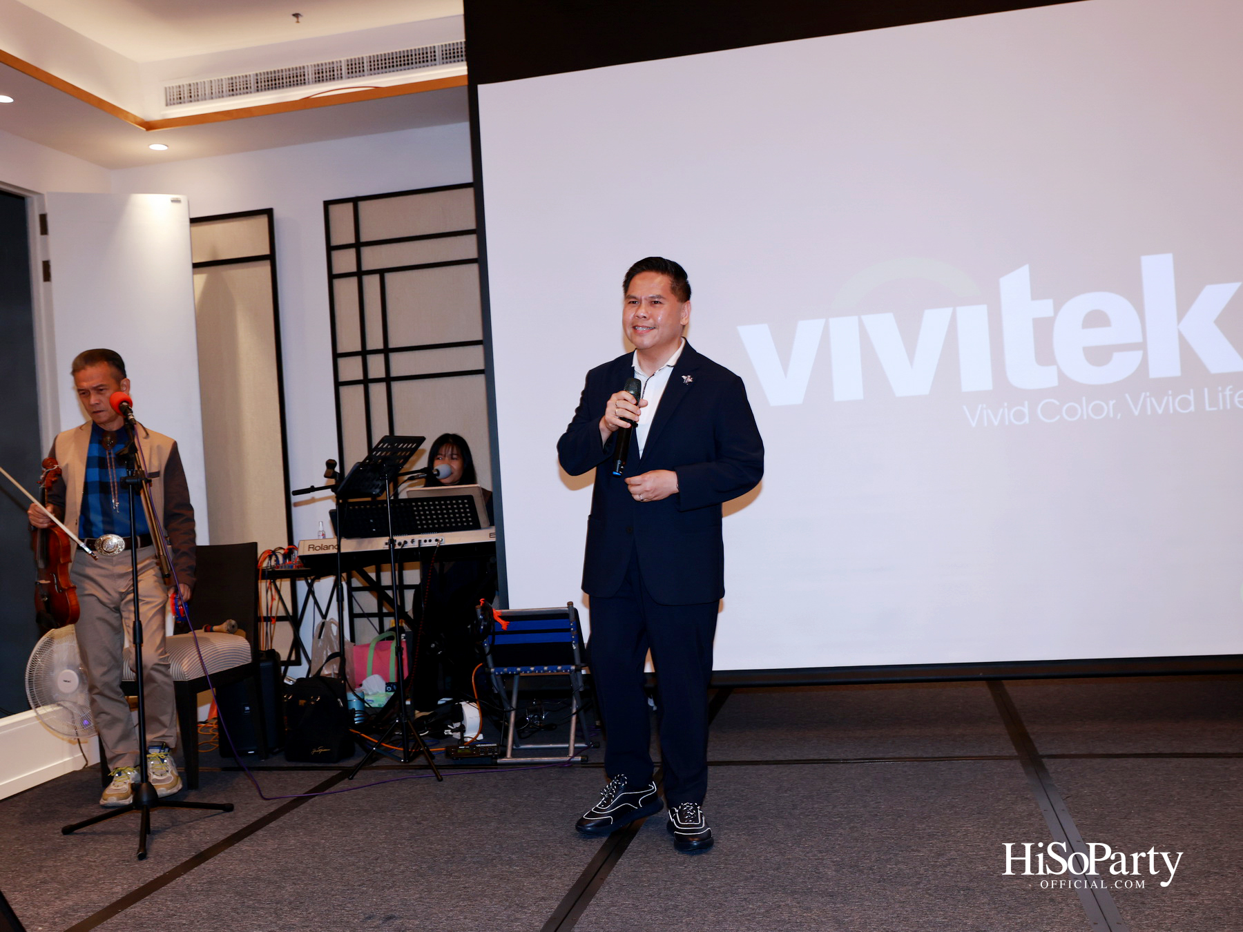 บิวตี้เจมส์ร่วมยินดีและจัดประมูลการกุศล แก่ประธานสภาสมาคมสตรีแห่งชาติฯ คนใหม่