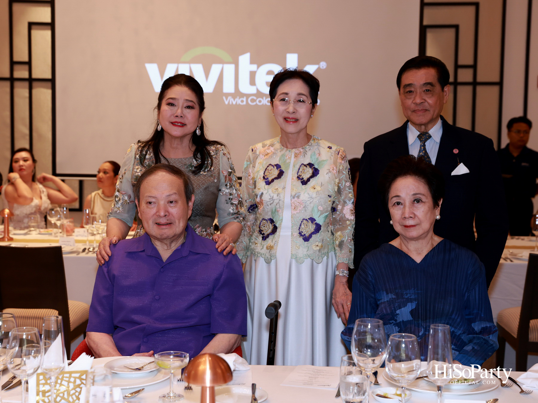 บิวตี้เจมส์ร่วมยินดีและจัดประมูลการกุศล แก่ประธานสภาสมาคมสตรีแห่งชาติฯ คนใหม่