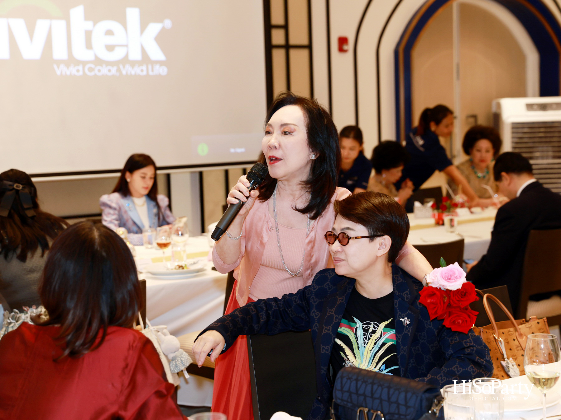 บิวตี้เจมส์ร่วมยินดีและจัดประมูลการกุศล แก่ประธานสภาสมาคมสตรีแห่งชาติฯ คนใหม่