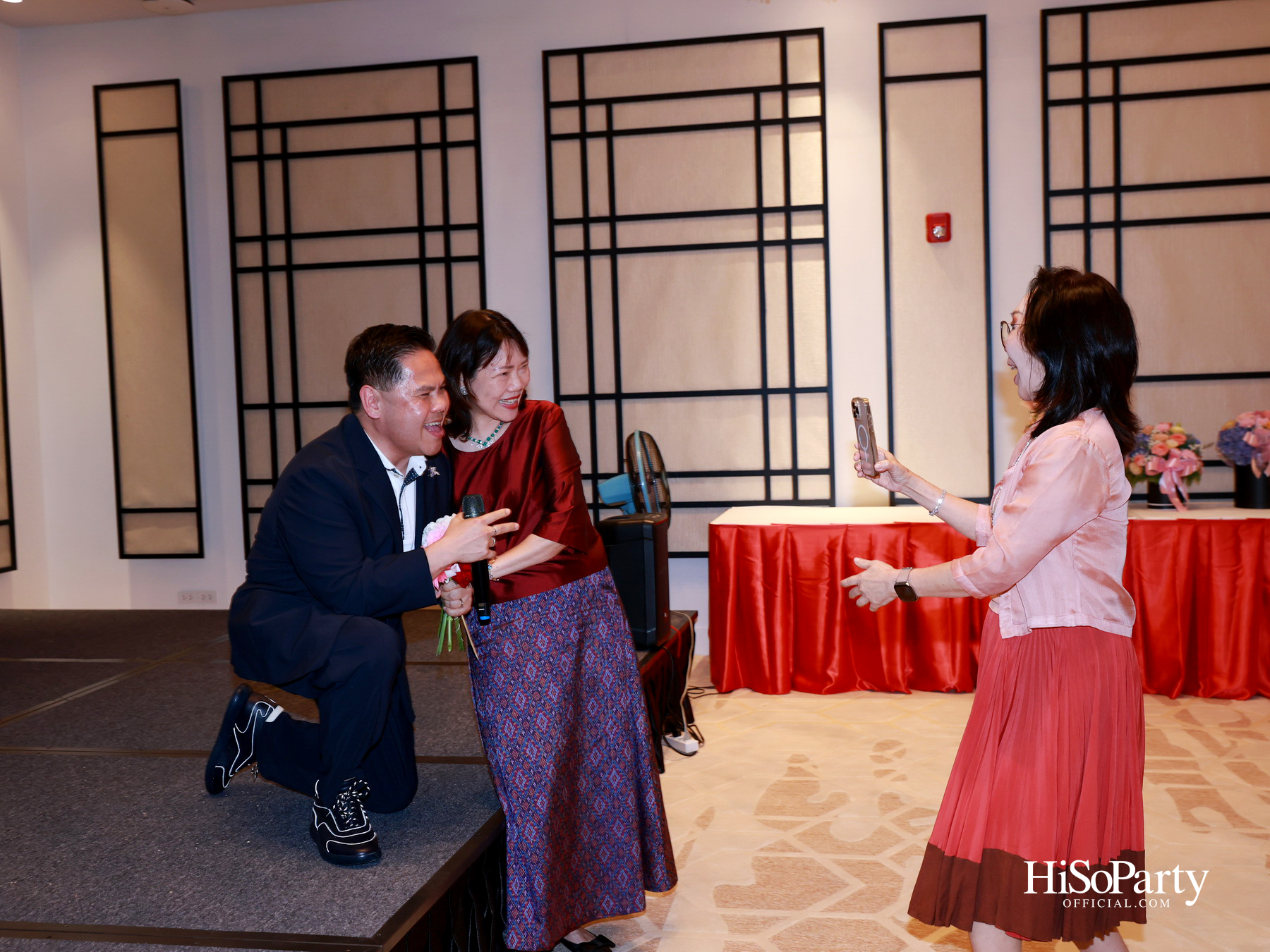 บิวตี้เจมส์ร่วมยินดีและจัดประมูลการกุศล แก่ประธานสภาสมาคมสตรีแห่งชาติฯ คนใหม่