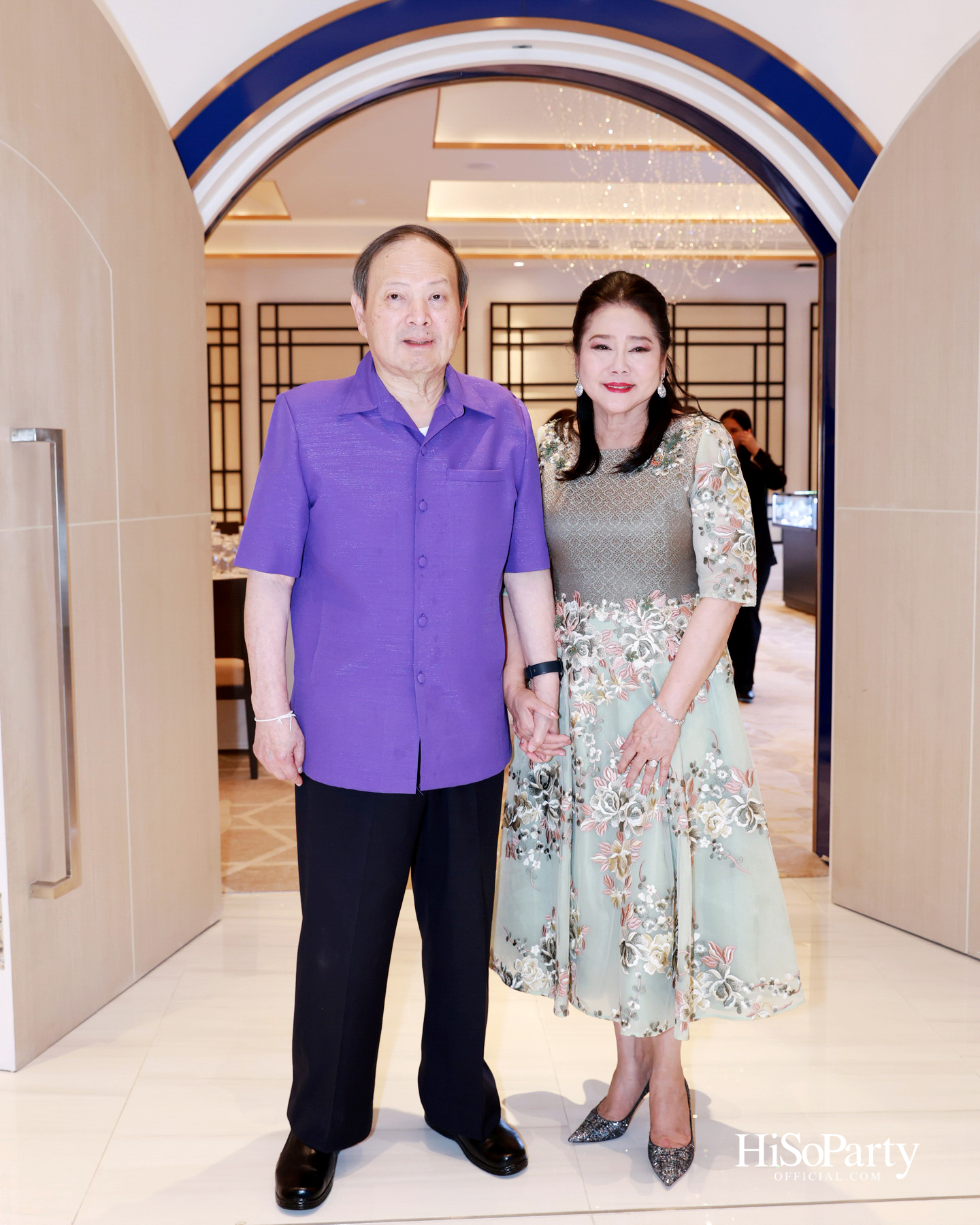 บิวตี้เจมส์ร่วมยินดีและจัดประมูลการกุศล แก่ประธานสภาสมาคมสตรีแห่งชาติฯ คนใหม่