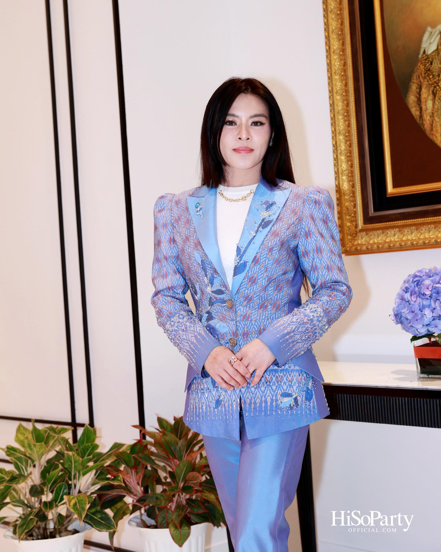 บิวตี้เจมส์ร่วมยินดีและจัดประมูลการกุศล แก่ประธานสภาสมาคมสตรีแห่งชาติฯ คนใหม่