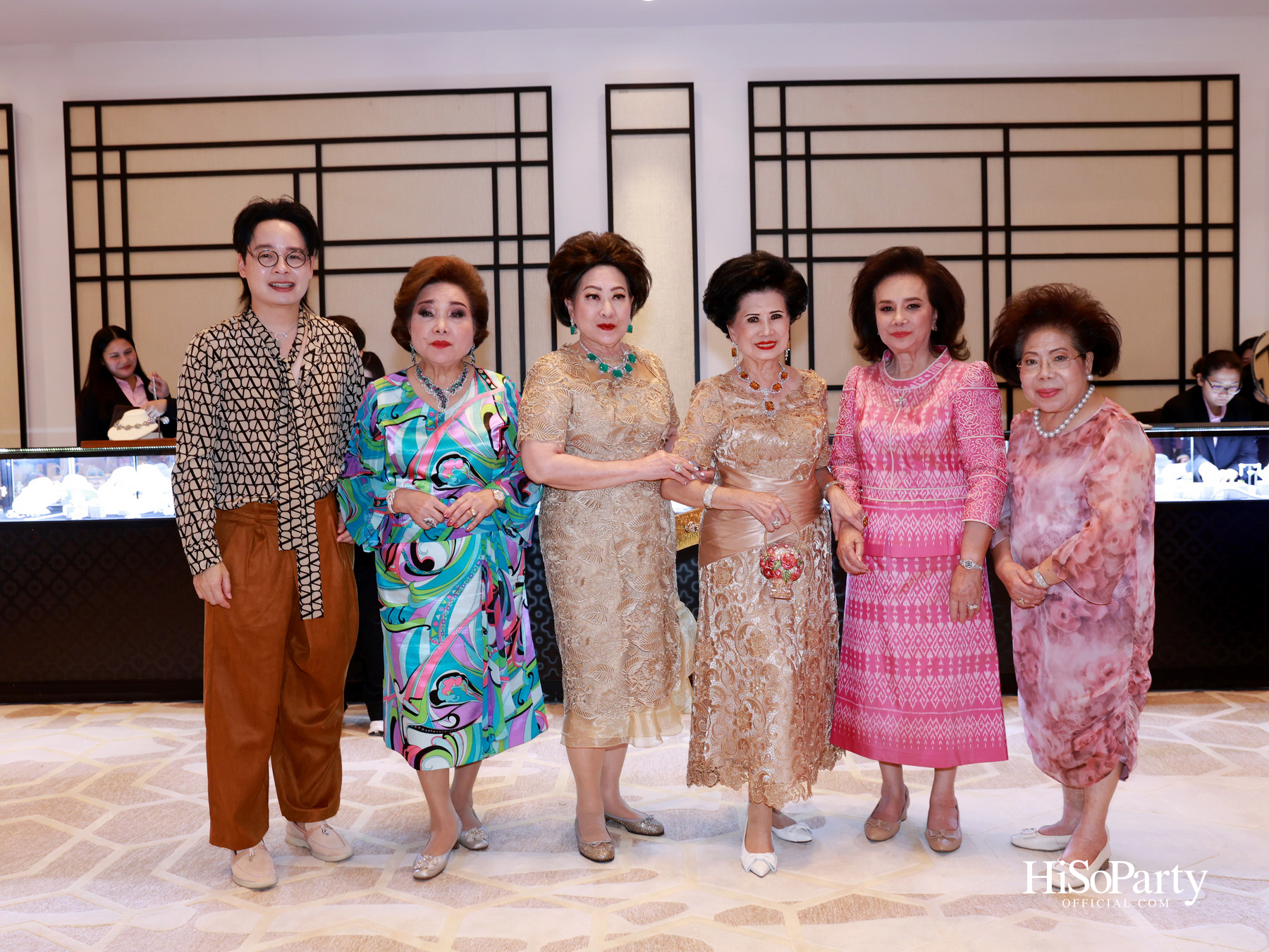 บิวตี้เจมส์ร่วมยินดีและจัดประมูลการกุศล แก่ประธานสภาสมาคมสตรีแห่งชาติฯ คนใหม่