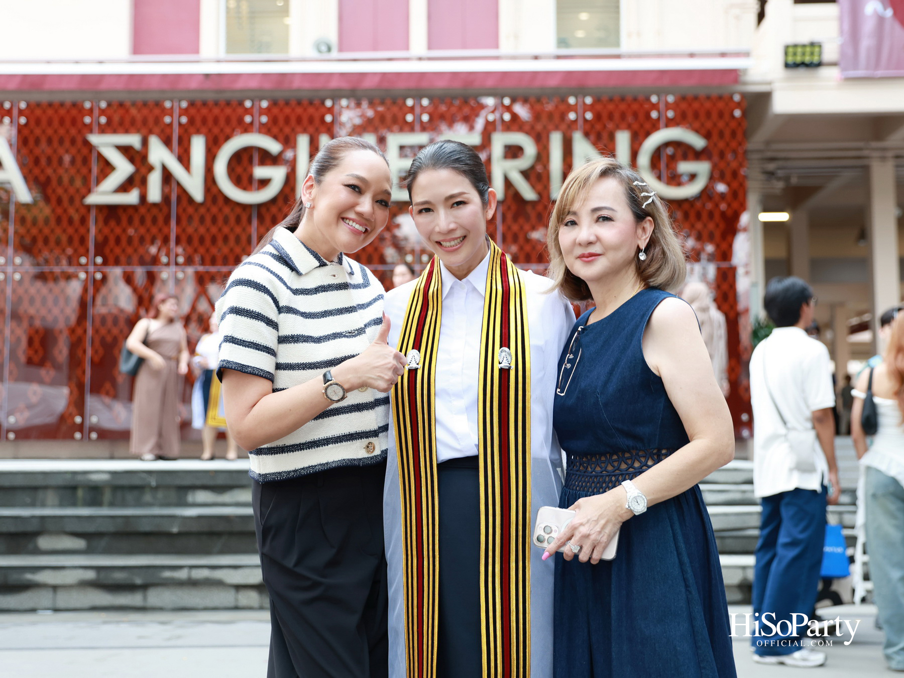ขอแสดงความยินดีกับคุณเก๋-ดร.สุวรรณา ศิลปอาชา เนื่องในโอกาสสําเร็จการศึกษา ปริญญาโท จากคณะวิศวกรรมศาสตร์ จุฬาลงกรณ์มหาวิทยาลัย