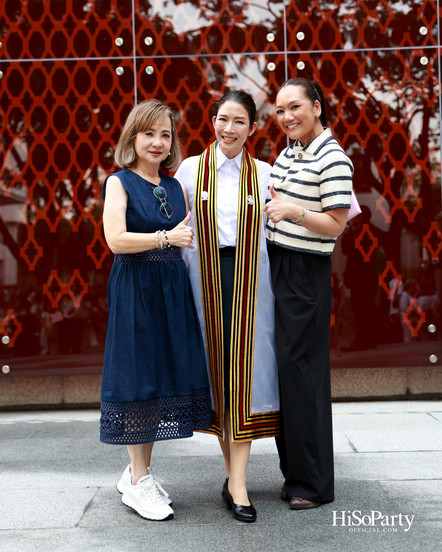 ขอแสดงความยินดีกับคุณเก๋-ดร.สุวรรณา ศิลปอาชา เนื่องในโอกาสสําเร็จการศึกษา ปริญญาโท จากคณะวิศวกรรมศาสตร์ จุฬาลงกรณ์มหาวิทยาลัย