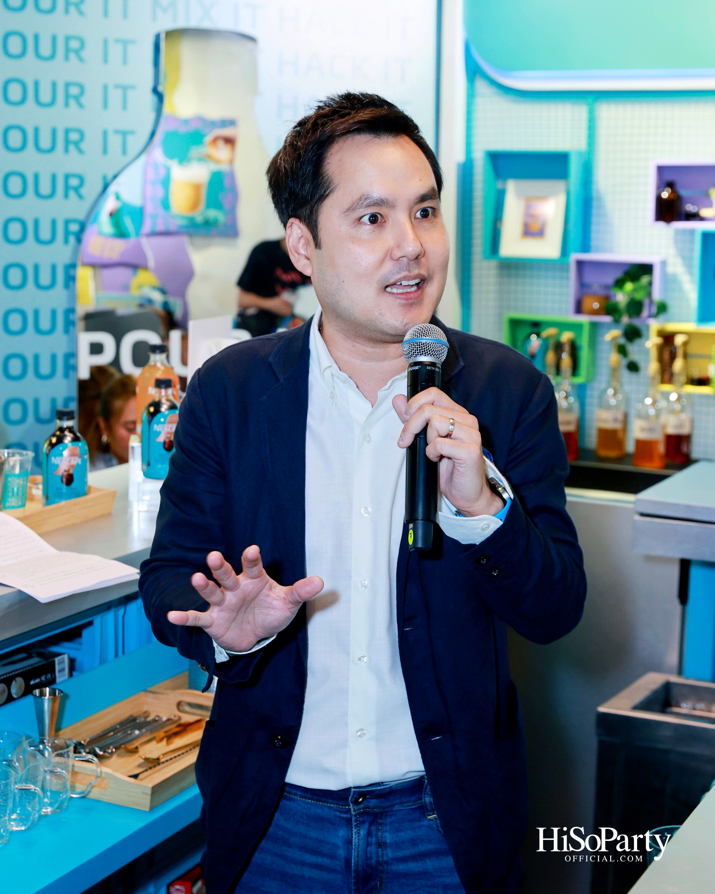 เนสกาแฟจัดปาร์ตี้เปิดตัว ‘NESCAFÉ Concentrate Ready-To-Mix’ นวัตกรรมกาแฟเข้มข้น พร้อมคอฟฟี่ เฮ้าส์ ปาร์ตี้กลางถนนทรงวาด