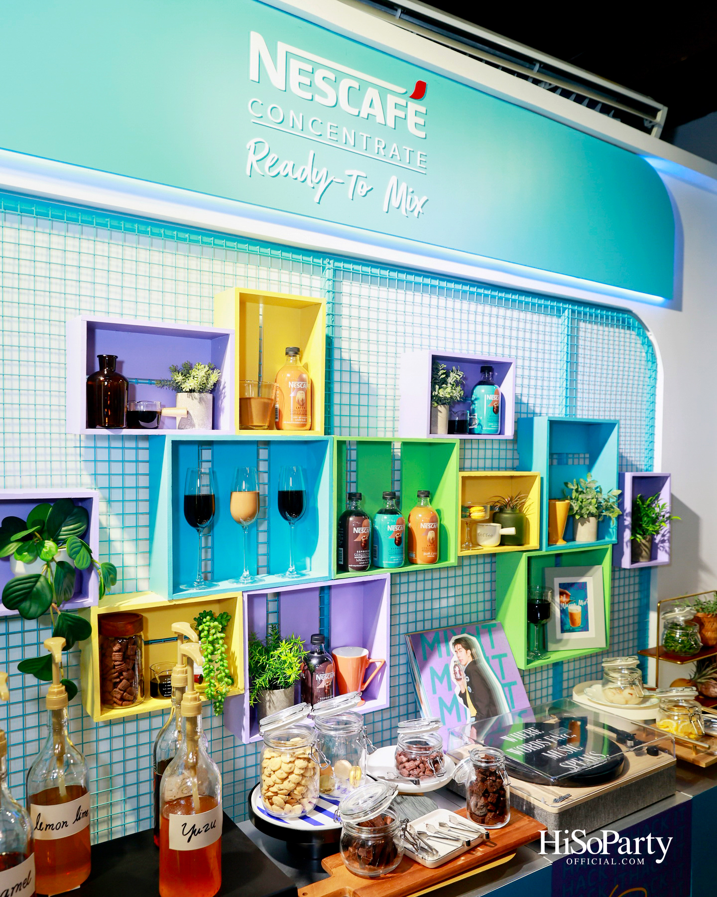 เนสกาแฟจัดปาร์ตี้เปิดตัว ‘NESCAFÉ Concentrate Ready-To-Mix’ นวัตกรรมกาแฟเข้มข้น พร้อมคอฟฟี่ เฮ้าส์ ปาร์ตี้กลางถนนทรงวาด
