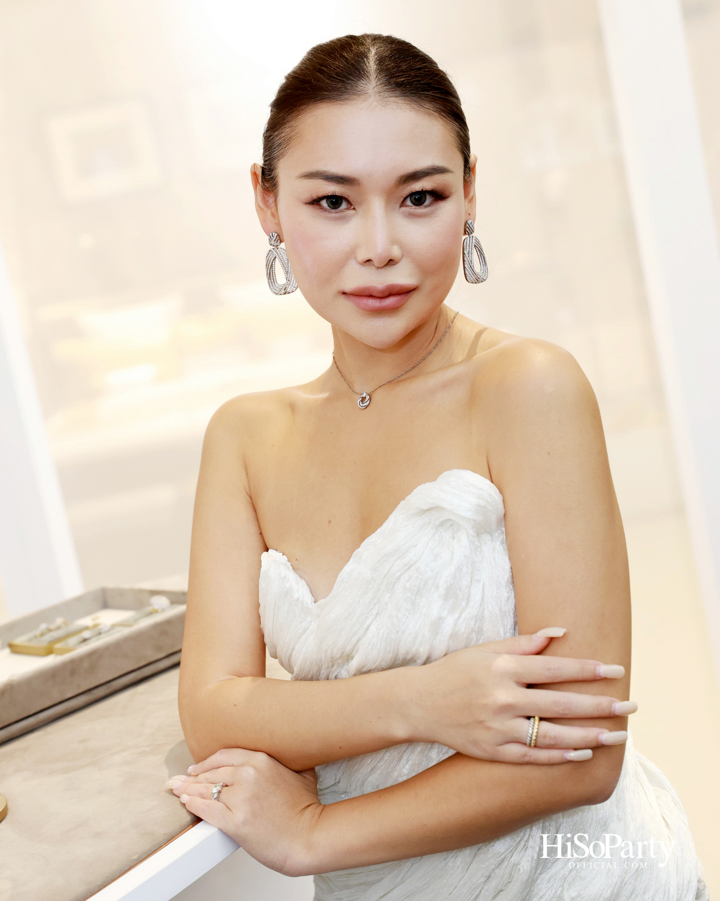 CHAVANA ฉลองก้าวสู่ปีที่ 111 กับนิทรรศการ ‘The Ray of Light’ ถ่ายทอดเรื่องราวแสงและเวลา ผ่านคอลเลกชันจิวเวลรี่สุดวิจิตร