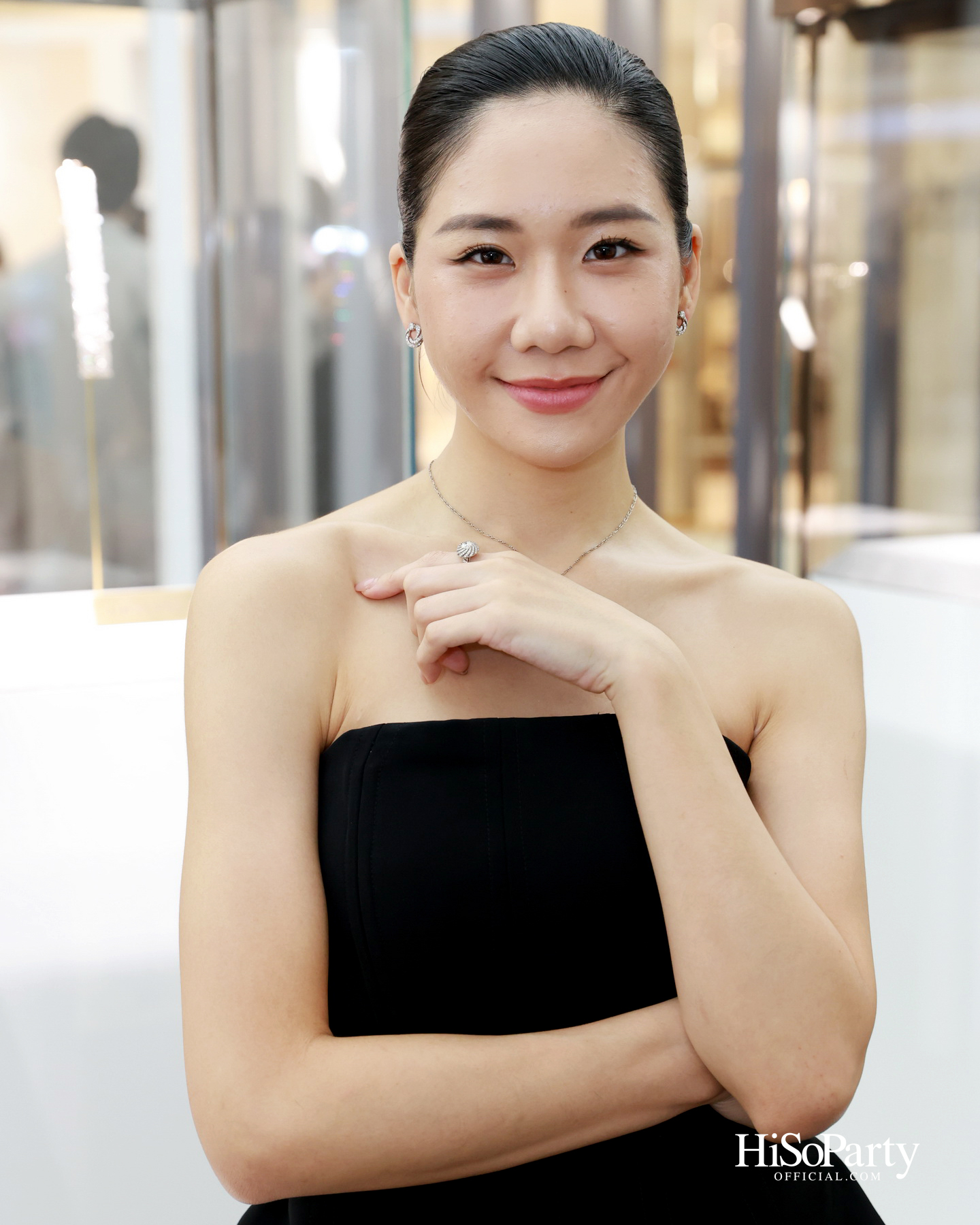 CHAVANA ฉลองก้าวสู่ปีที่ 111 กับนิทรรศการ ‘The Ray of Light’ ถ่ายทอดเรื่องราวแสงและเวลา ผ่านคอลเลกชันจิวเวลรี่สุดวิจิตร