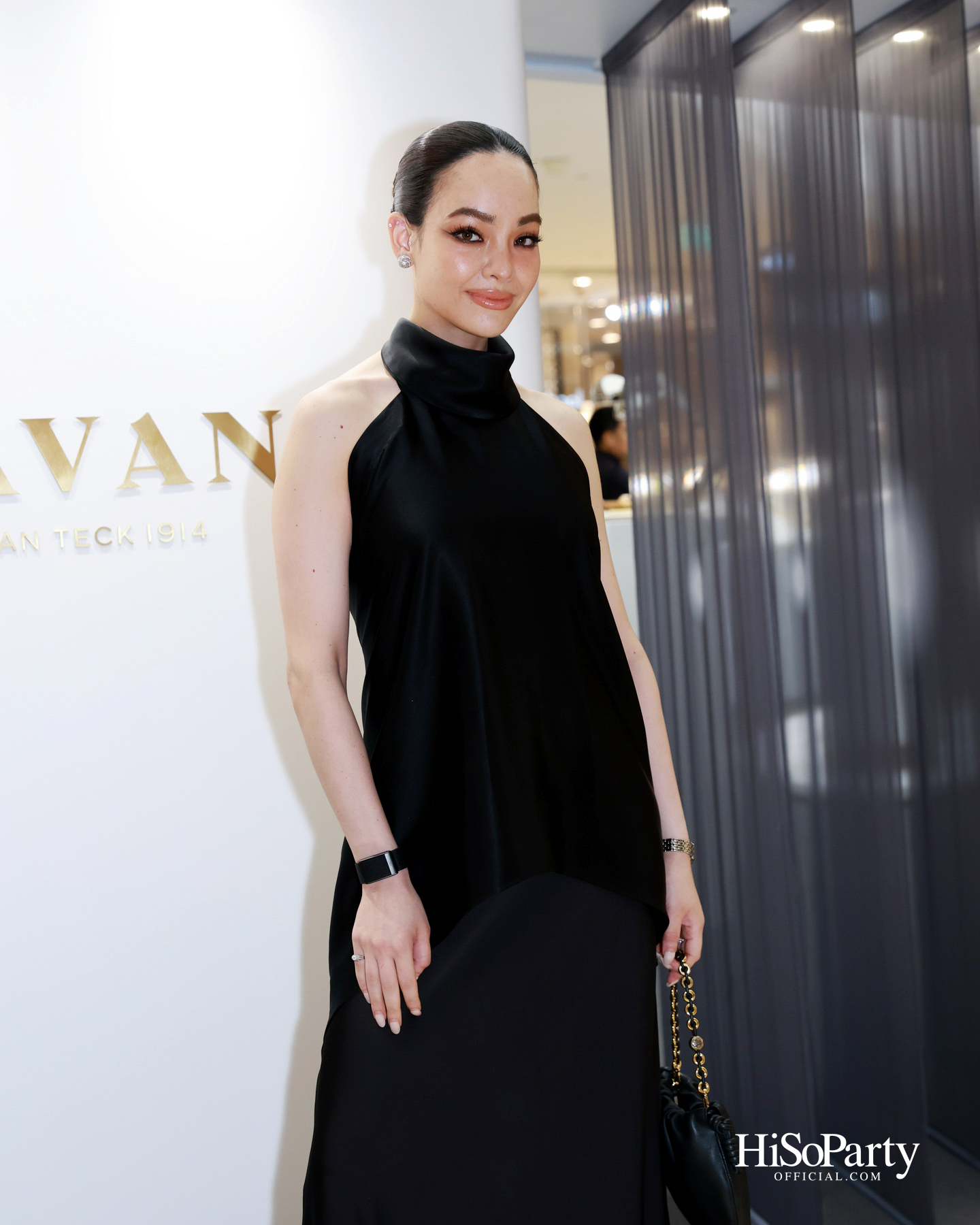 CHAVANA ฉลองก้าวสู่ปีที่ 111 กับนิทรรศการ ‘The Ray of Light’ ถ่ายทอดเรื่องราวแสงและเวลา ผ่านคอลเลกชันจิวเวลรี่สุดวิจิตร