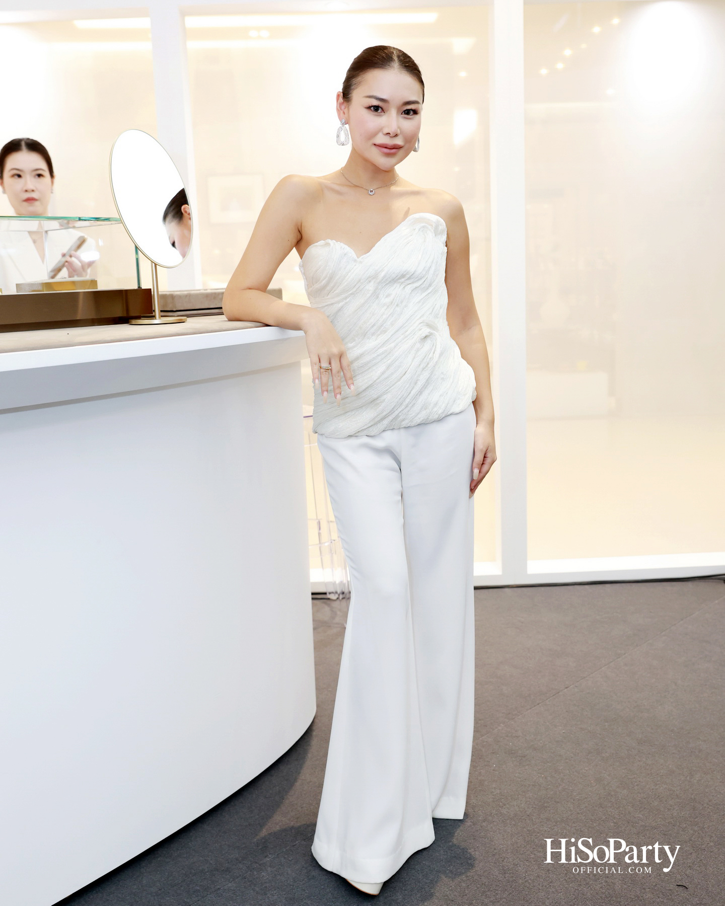 CHAVANA ฉลองก้าวสู่ปีที่ 111 กับนิทรรศการ ‘The Ray of Light’ ถ่ายทอดเรื่องราวแสงและเวลา ผ่านคอลเลกชันจิวเวลรี่สุดวิจิตร