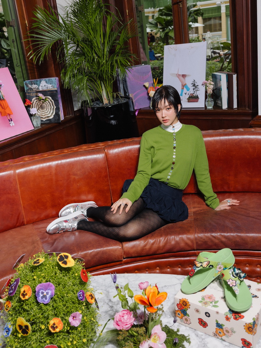 FITFLOP ร่วมกับศิลปินไทย ยูน – ปัณพัท เปิดตัวคอลเลกชันพิเศษ ‘Waltz of the Meadow’