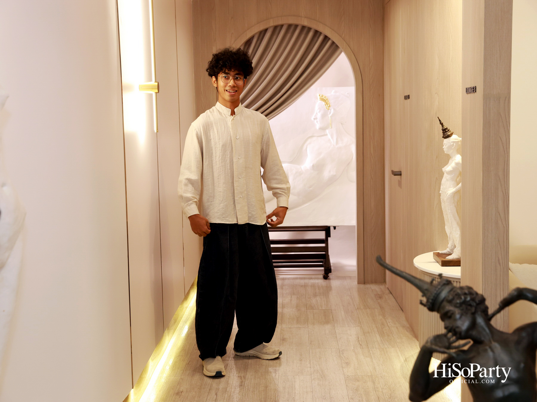 ‘Rattinan Clinic’ ฉลองครบรอบ 26 ปี ถ่ายทอดศิลปะแห่งความงามผ่านงานประติมากรรมไทย