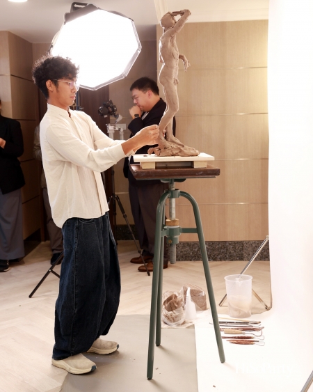 ‘Rattinan Clinic’ ฉลองครบรอบ 26 ปี ถ่ายทอดศิลปะแห่งความงามผ่านงานประติมากรรมไทย