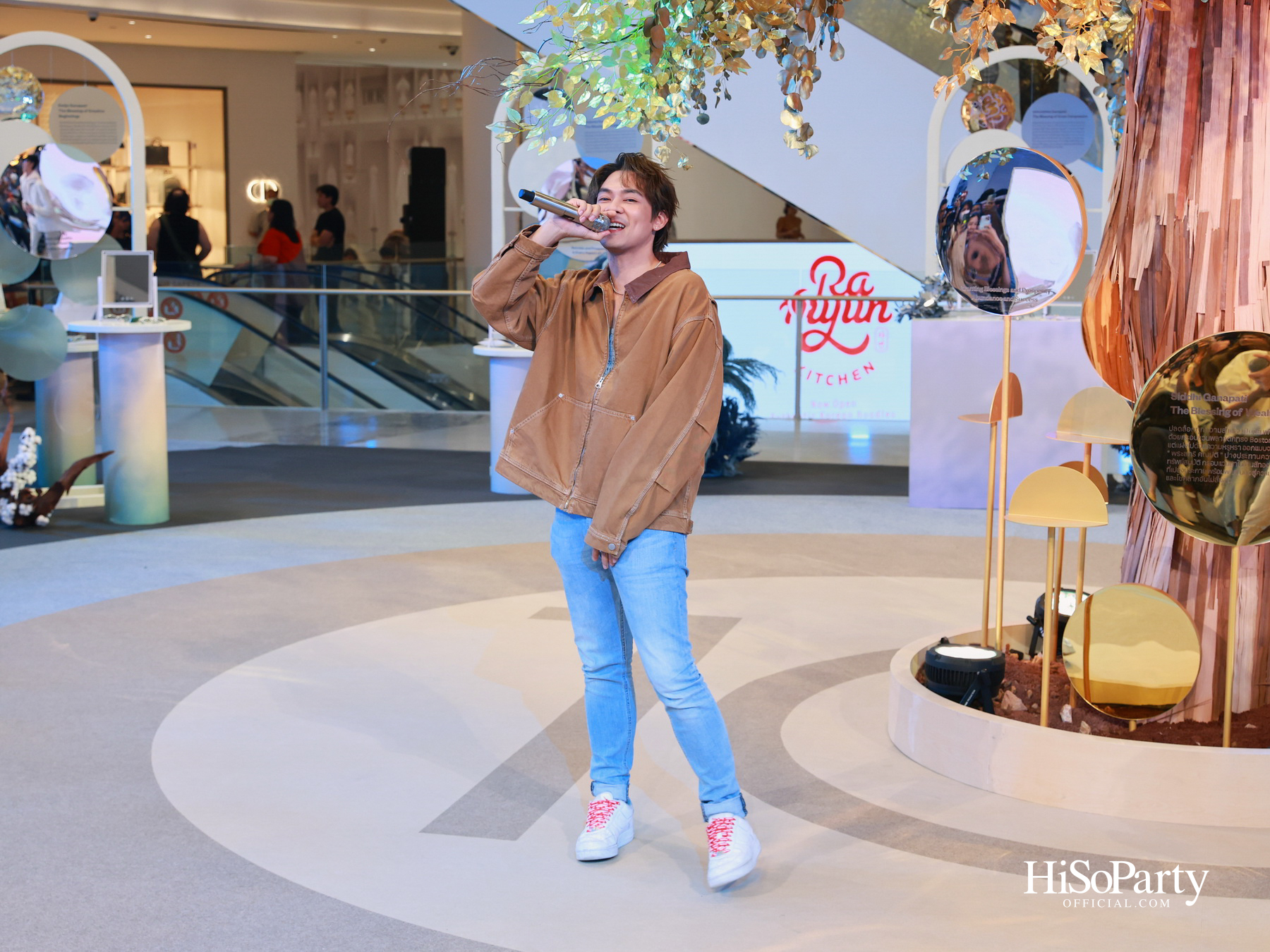 OWNDAYS Thailand ฉลอง 10 ปี จัดงานใหญ่พร้อมเปิดตัวคอลเลกชันพิเศษที่สยามพารากอน